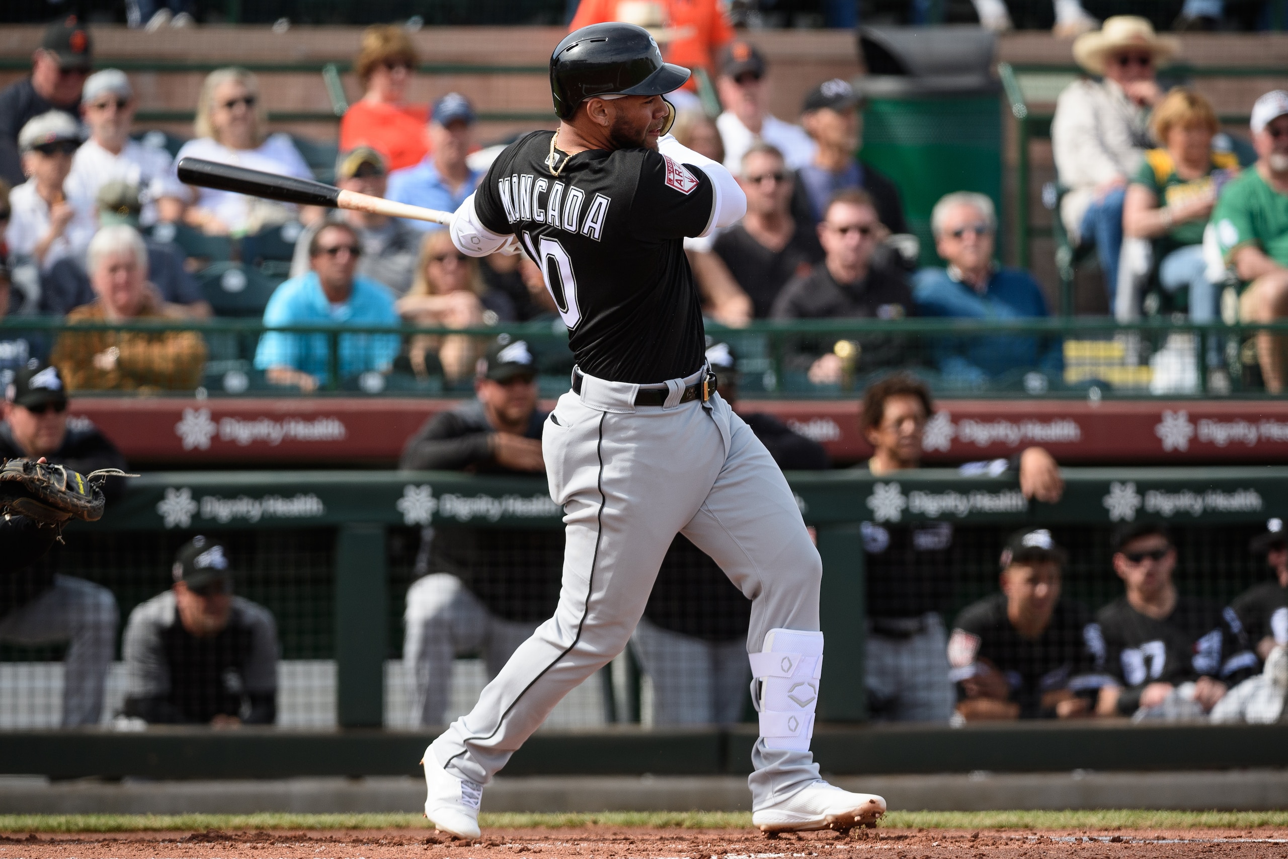 SCOTTSDALE, ARIZONA - FEBRUARY 25: Yoan Moncada #10 of the Chicago White Sox singles during the spring training game against the San Francisco Giants at Scottsdale Stadium on February 25, 2019 in Scottsdale, Arizona. (Photo by Jennifer Stewart/Getty Image