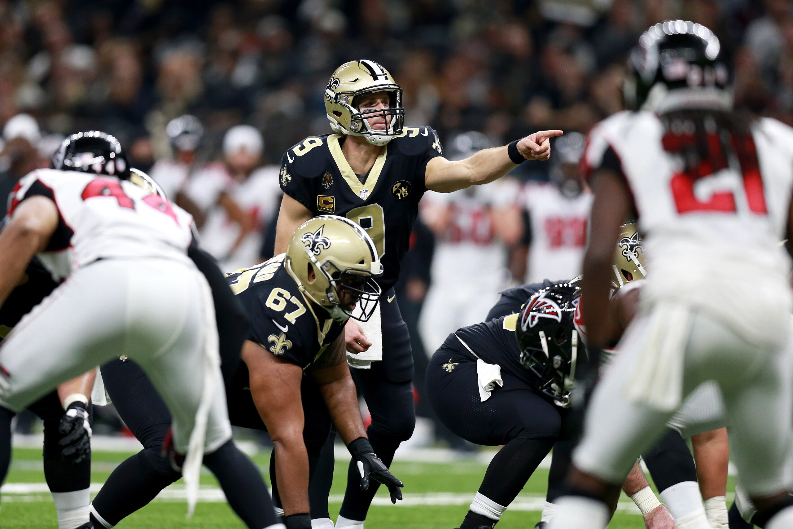 NEW ORLEANS, LOUISIANA - NOVEMBER 22:  Drew Brees #9 of the New Orleans Saints stands under center during a game against the Atlanta Falcons at the Mercedes-Benz Superdome on November 22, 2018 in New Orleans, Louisiana. (Photo by Sean Gardner/Getty Images