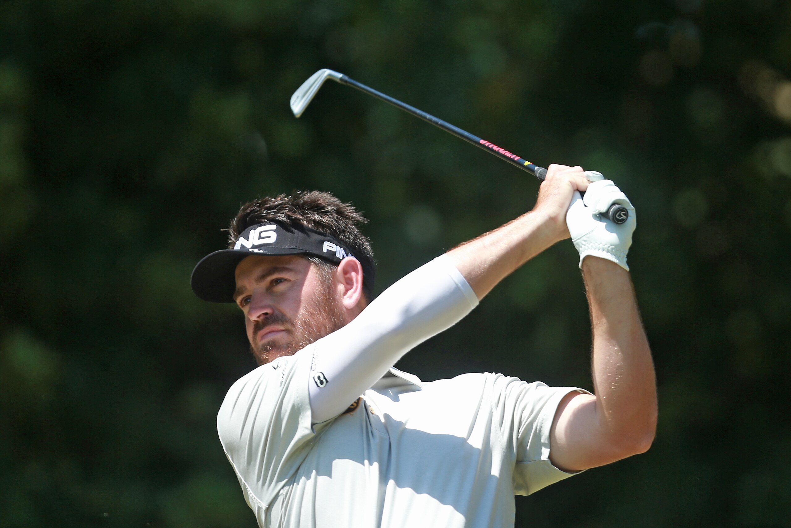 PALM HARBOR, FLORIDA - MARCH 24: Louis Oosthuizen of South Africa watches his tee shot on the third hole during the final round of the Valspar Championship on the Copperhead course at Innisbrook Golf Resort on March 24, 2019 in Palm Harbor, Florida. (Phot