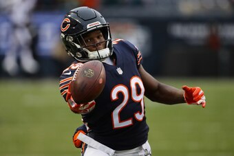CHICAGO, ILLINOIS - JANUARY 06:  Tarik Cohen #29 of the Chicago Bearswarms up prior to the NFC Wild Card Playoff game against the Philadelphia Eagles at Soldier Field on January 06, 2019 in Chicago, Illinois. (Photo by Jonathan Daniel/Getty Images)