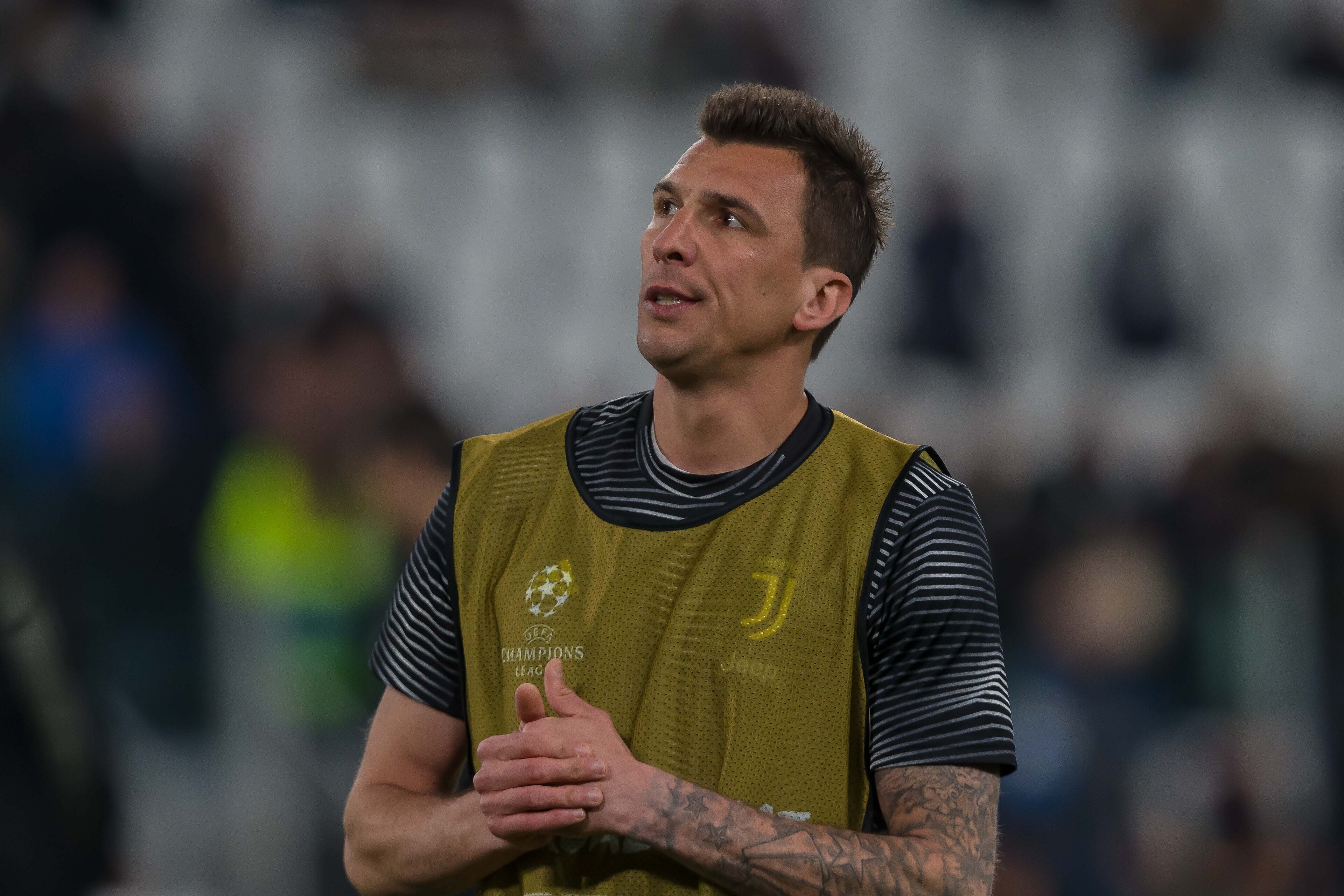 TURIN, ITALY - MARCH 12: Mario Mandzukic of Juventus looks on during the UEFA Champions League Round of 16 Second Leg match between Juventus and Club de Atletico Madrid at Allianz Stadium on March 12, 2019 in Turin, Italy. (Photo by TF-Images/Getty Images