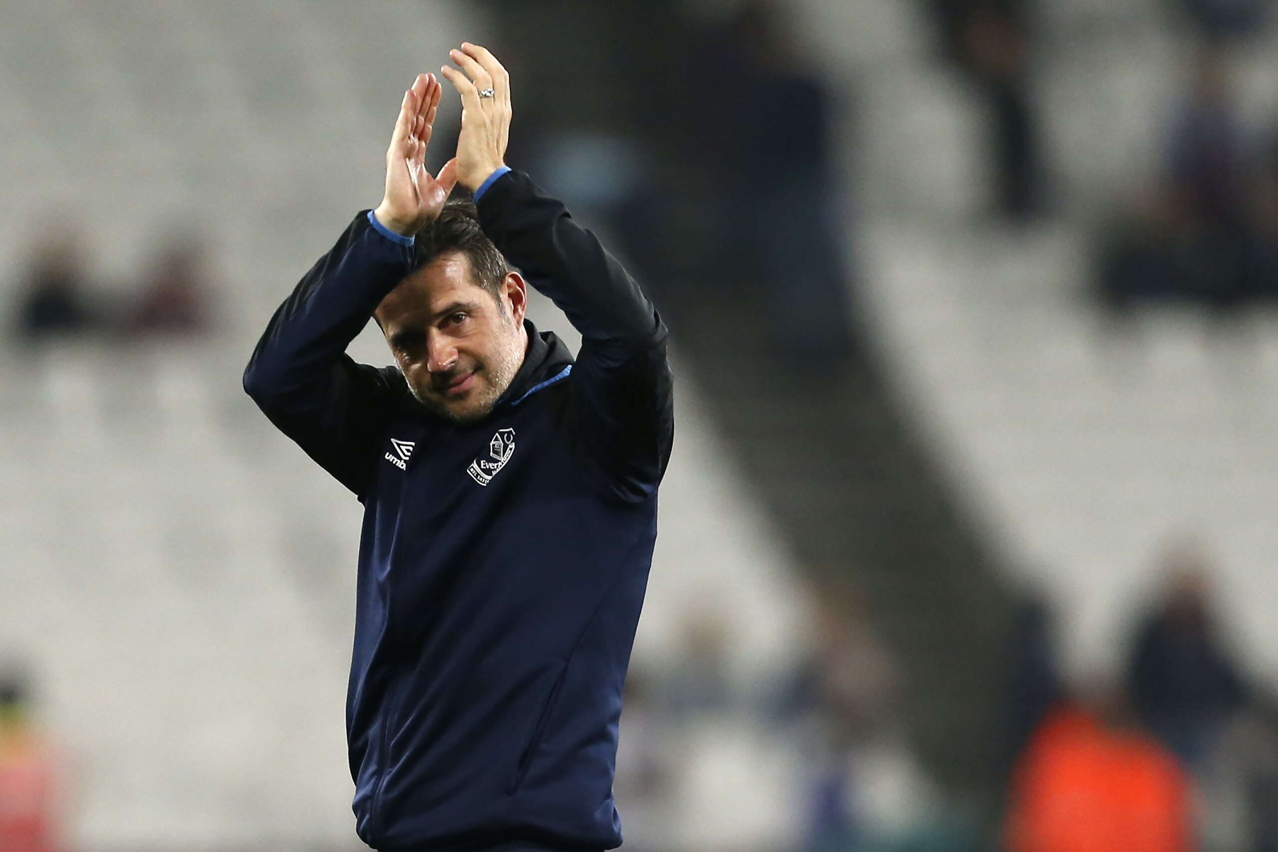 Everton's Portuguese manager Marco Silva gestures after the final whistle during the English Premier League football match between West Ham United and Everton at The London Stadium, in east London on March 30, 2019. (Photo by Ian KINGTON / AFP) / RESTRICT Everton's Portuguese manager Marco Silva gestures after the final whistle during the English Premier League football match between West Ham United and Everton at The London Stadium, in east London on March 30, 2019. (Photo by Ian KINGTON / AFP) / RESTRICT