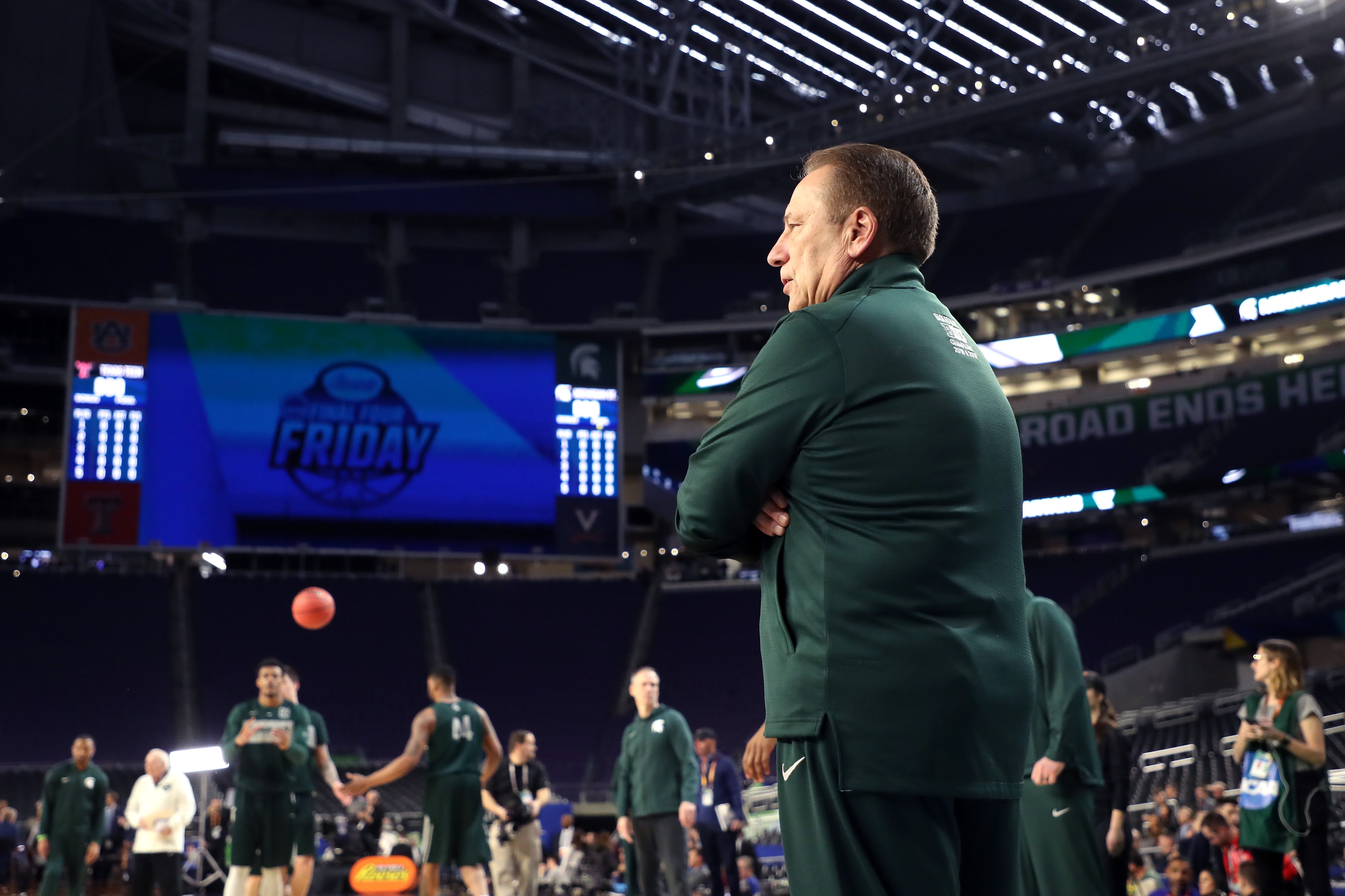 MINNEAPOLIS, MINNESOTA - APRIL 05: Head coach Tom Izzo of the Michigan State Spartans looks on during practice prior to the 2019 NCAA men's Final Four at U.S. Bank Stadium on April 5, 2019 in Minneapolis, Minnesota. (Photo by Streeter Lecka/Getty Images) MINNEAPOLIS, MINNESOTA - APRIL 05: Head coach Tom Izzo of the Michigan State Spartans looks on during practice prior to the 2019 NCAA men's Final Four at U.S. Bank Stadium on April 5, 2019 in Minneapolis, Minnesota. (Photo by Streeter Lecka/Getty Images)