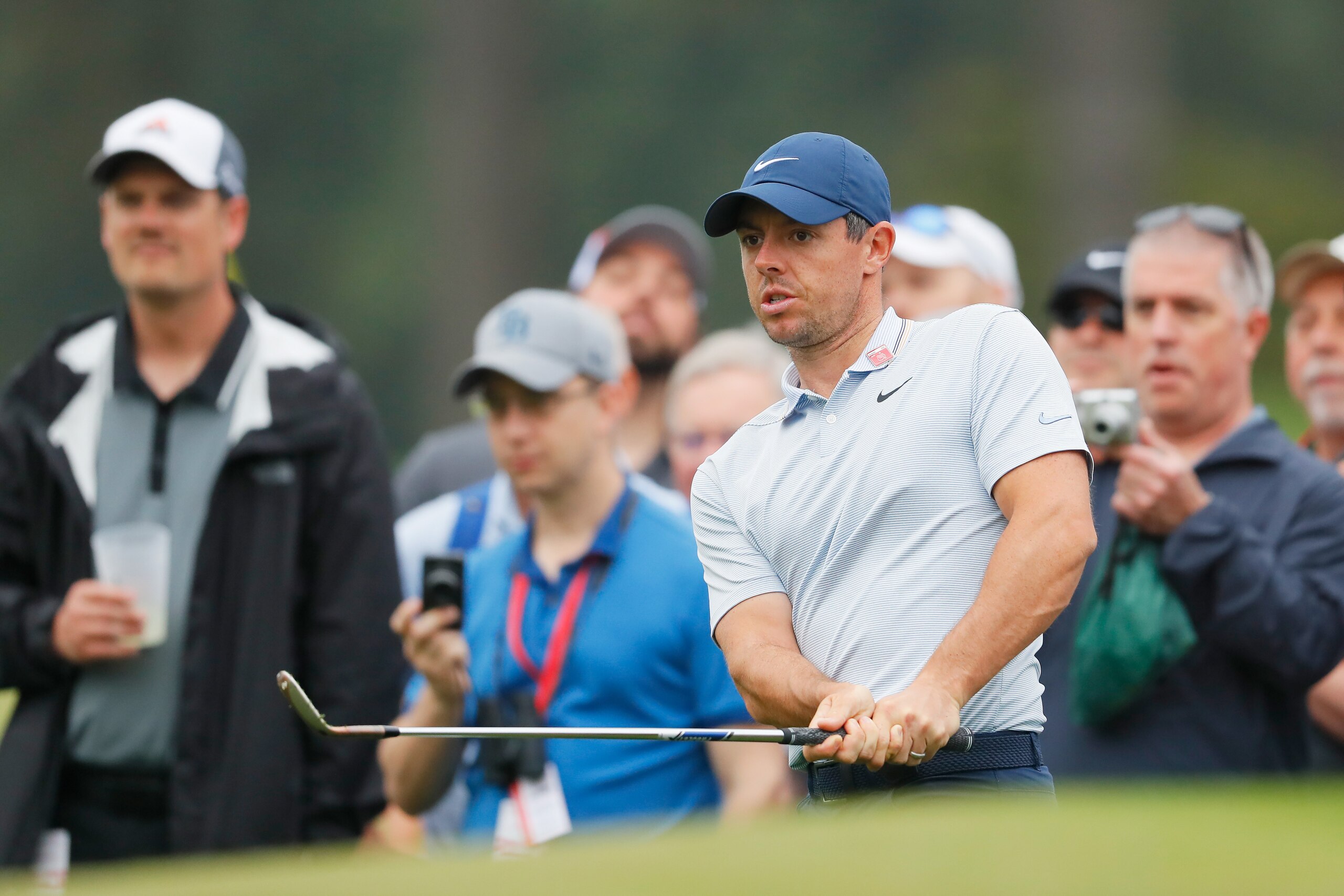 AUGUSTA, GEORGIA - APRIL 08:  Rory McIlroy of Northern Ireland plays a shot during a practice round prior to The Masters at Augusta National Golf Club on April 08, 2019 in Augusta, Georgia. (Photo by Kevin C. Cox/Getty Images)