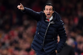 LONDON, ENGLAND - APRIL 11:   Manager of Arsenal, Unai Emery shouts during the UEFA Europa League Quarter Final First Leg match between Arsenal and S.S.C. Napoli at Emirates Stadium on April 11, 2019 in London, England. (Photo by Justin Setterfield/Getty 