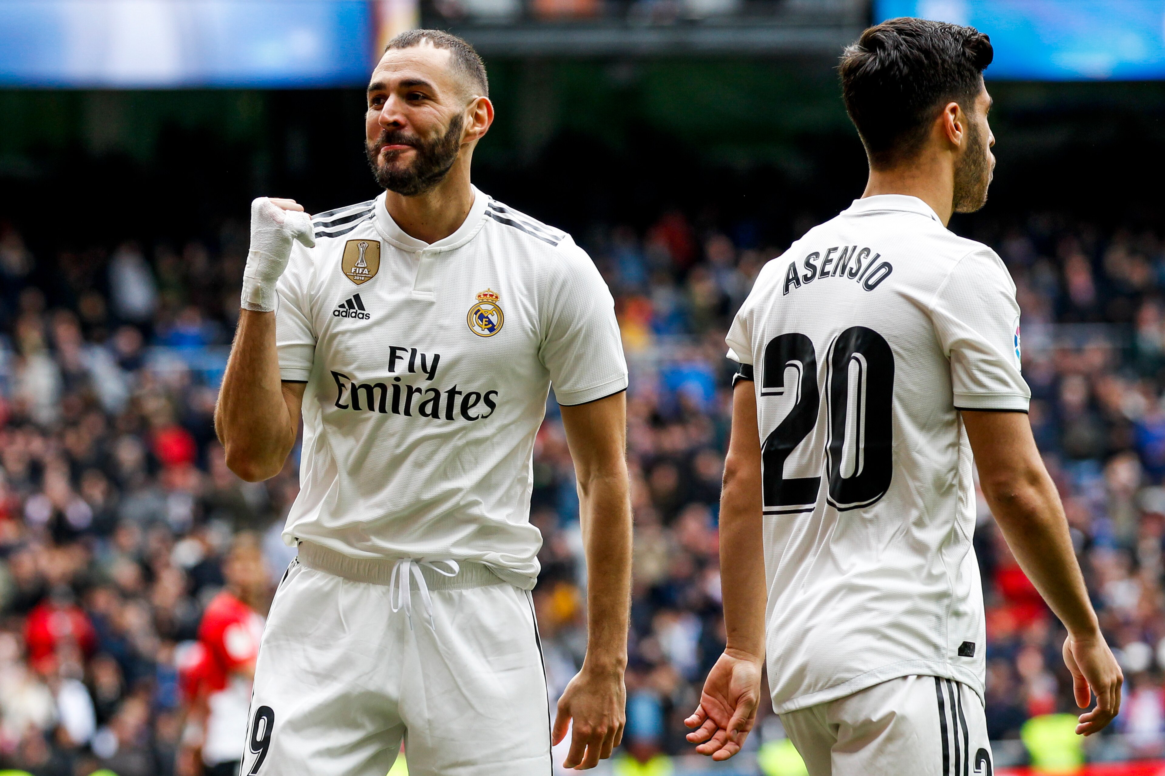 MADRID, SPAIN - APRIL 21: Karim Benzema of Real Madrid celebrates goal 1-0 during the La Liga Santander match between Real Madrid v Athletic de Bilbao at the Santiago Bernabeu on April 21, 2019 in Madrid Spain (Photo by David S. Bustamante/Soccrates/Gett MADRID, SPAIN - APRIL 21: Karim Benzema of Real Madrid celebrates goal 1-0 during the La Liga Santander match between Real Madrid v Athletic de Bilbao at the Santiago Bernabeu on April 21, 2019 in Madrid Spain (Photo by David S. Bustamante/Soccrates/Gett