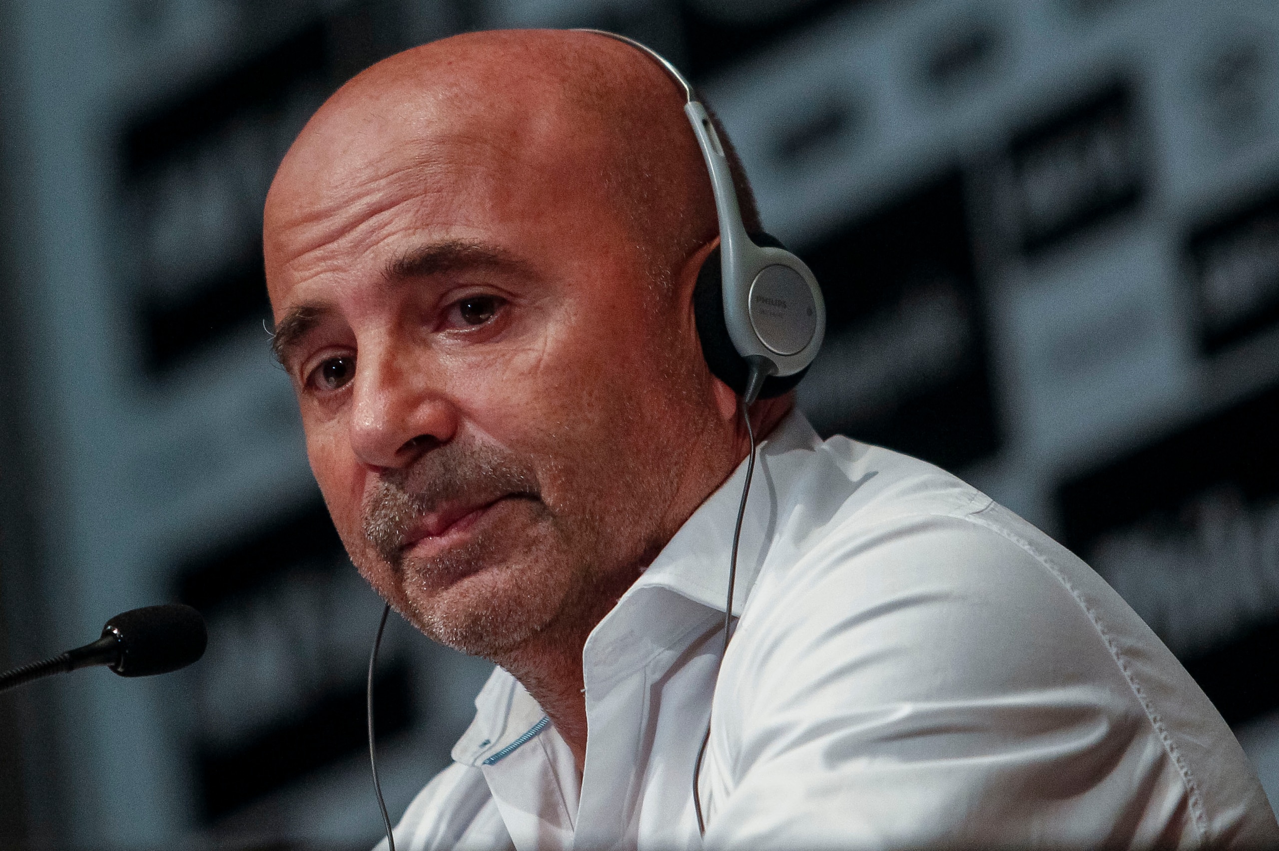 The new coach of Brazilian football team Santos, Argentine Jorge Sampaoli, offers a press conference during his presentation in Sao Paulo, Brazil, on December 18, 2018. - Former Argentina and Chile coach Sampaoli signed a 24-month contract with Santos. (P