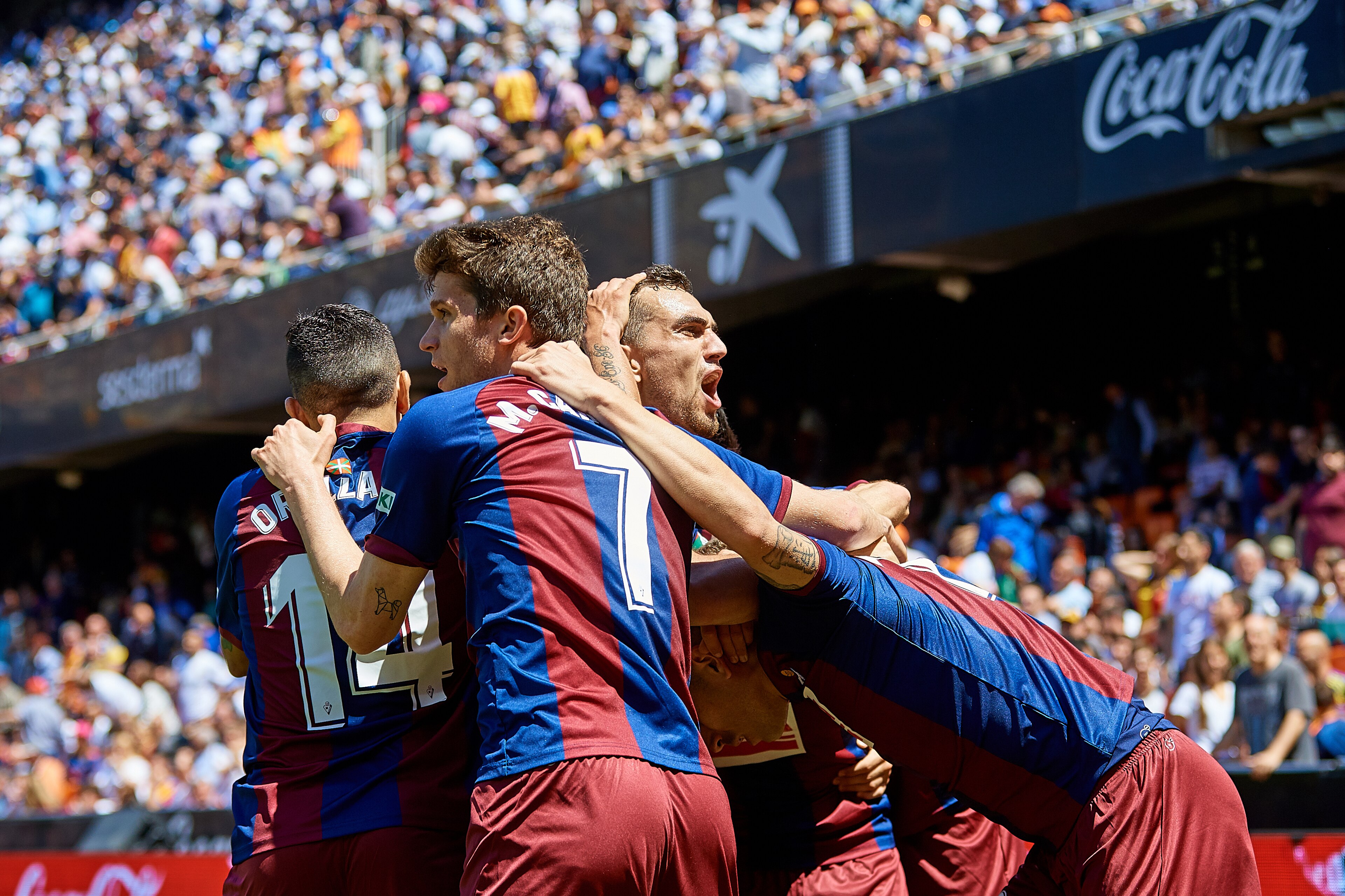 VALENCIA, SPAIN - APRIL 28: Charles Dias de Oliveira (R) of SD Eibar celebrates after scoring his sides first goal with his teammates during the La Liga match between Valencia CF and SD Eibar at Estadio Mestalla on April 28, 2019 in Valencia, Spain. (Phot VALENCIA, SPAIN - APRIL 28: Charles Dias de Oliveira (R) of SD Eibar celebrates after scoring his sides first goal with his teammates during the La Liga match between Valencia CF and SD Eibar at Estadio Mestalla on April 28, 2019 in Valencia, Spain. (Phot