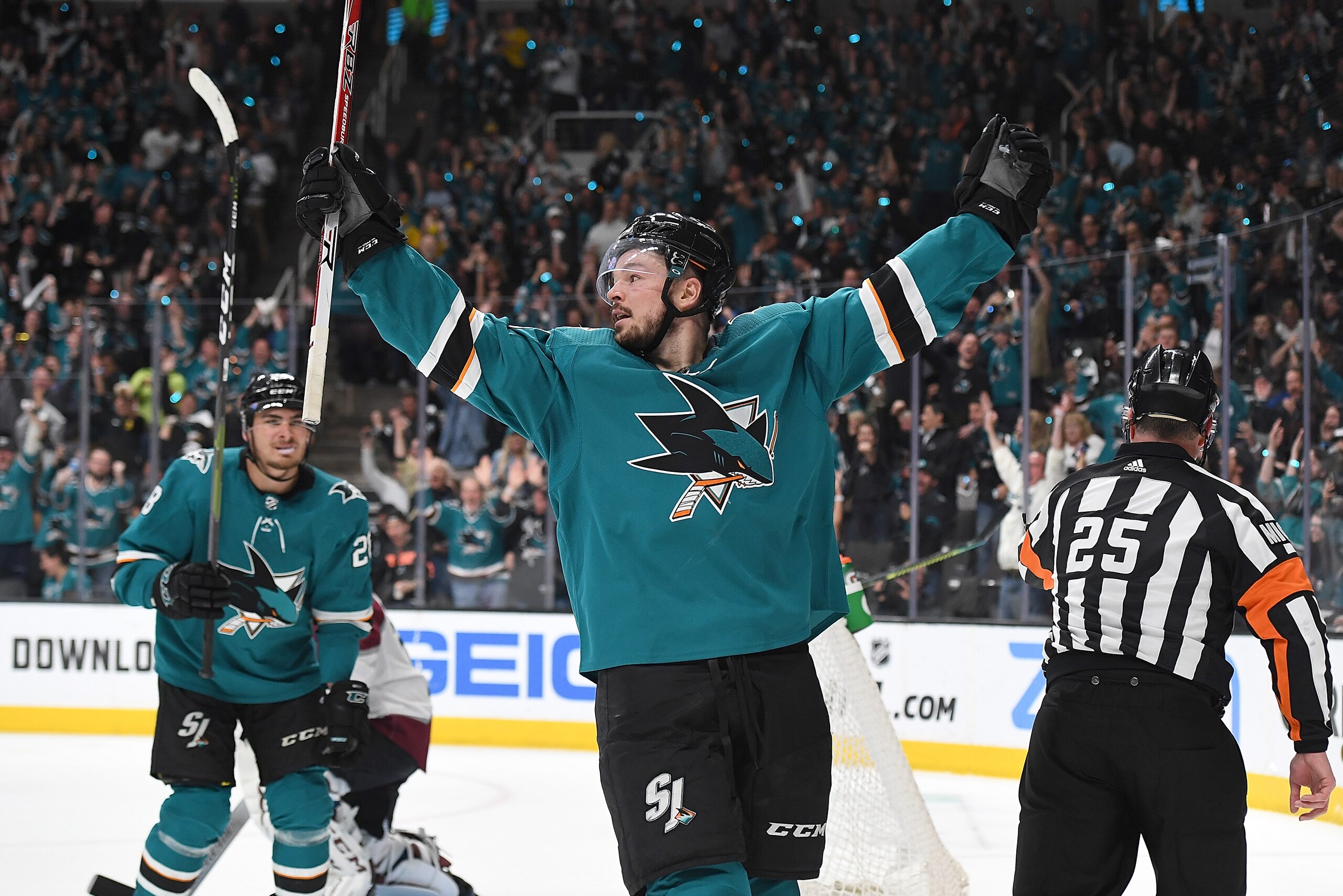 SAN JOSE, CA - MAY 04: Tomas Hertl #48 of the San Jose Sharks celebrates after scoing a goal against the Colorado Avalanche during the second period in Game Five of the Western Conference Second Round during the 2019 NHL Stanley Cup Playoffs at SAP Cente SAN JOSE, CA - MAY 04: Tomas Hertl #48 of the San Jose Sharks celebrates after scoing a goal against the Colorado Avalanche during the second period in Game Five of the Western Conference Second Round during the 2019 NHL Stanley Cup Playoffs at SAP Cente