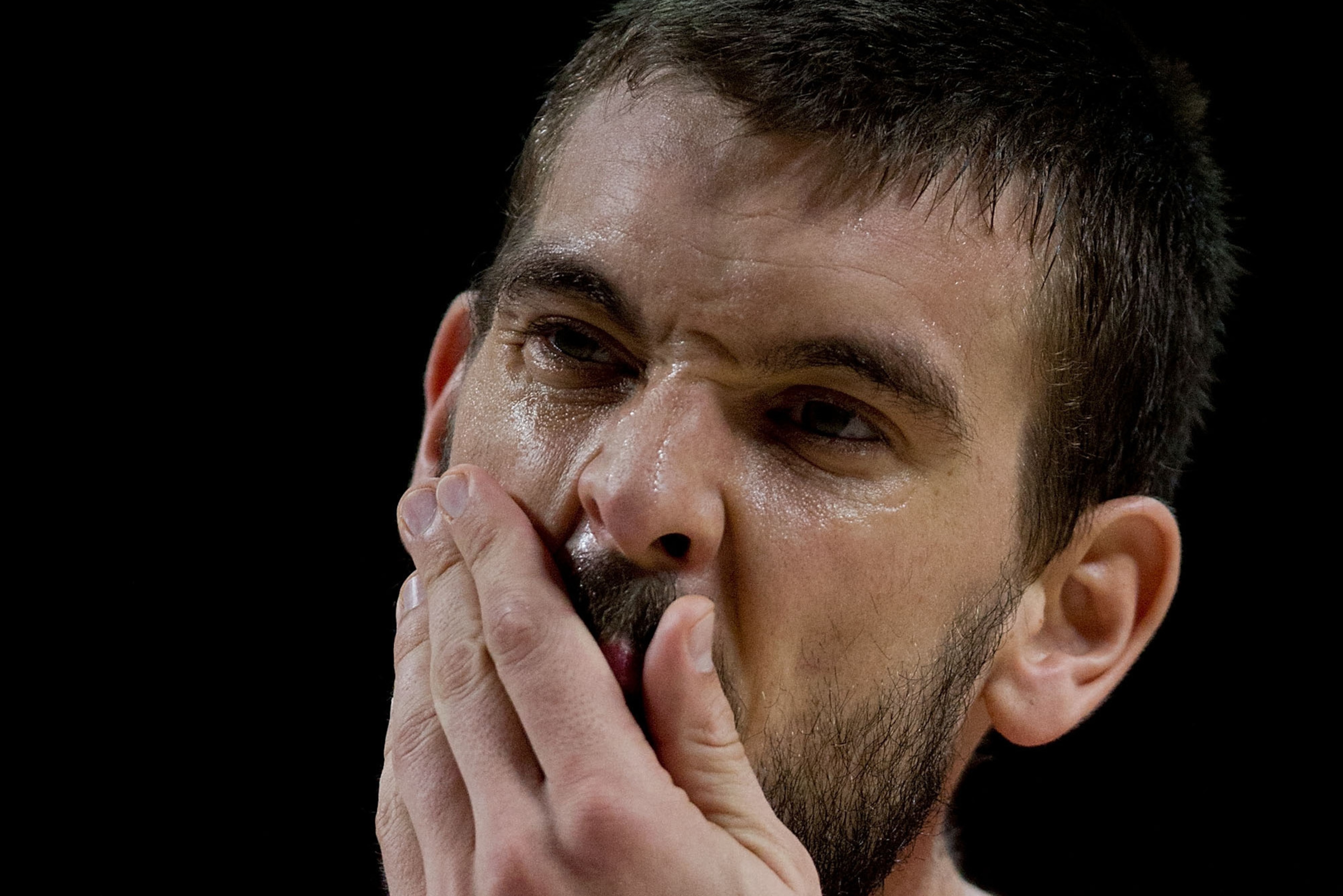 MADRID, SPAIN - SEPTEMBER 10: Marc Gasol of Spain wipes his face during the 2014 FIBA World Basketball Championship quarter final match between France and Spain at Palacio de los Deportes on September 10, 2014 in Madrid, Spain.  (Photo by Gonzalo Arroyo M