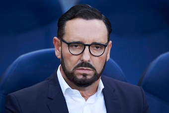 SAN SEBASTIAN, SPAIN - APRIL 28: Head coach Jose Bordalas of Getafe CF looks on prior to the start the La Liga match between Real Sociedad and Getafe CF at Estadio Anoeta on April 28, 2019 in San Sebastian, Spain. (Photo by Juan Manuel Serrano Arce/Getty 