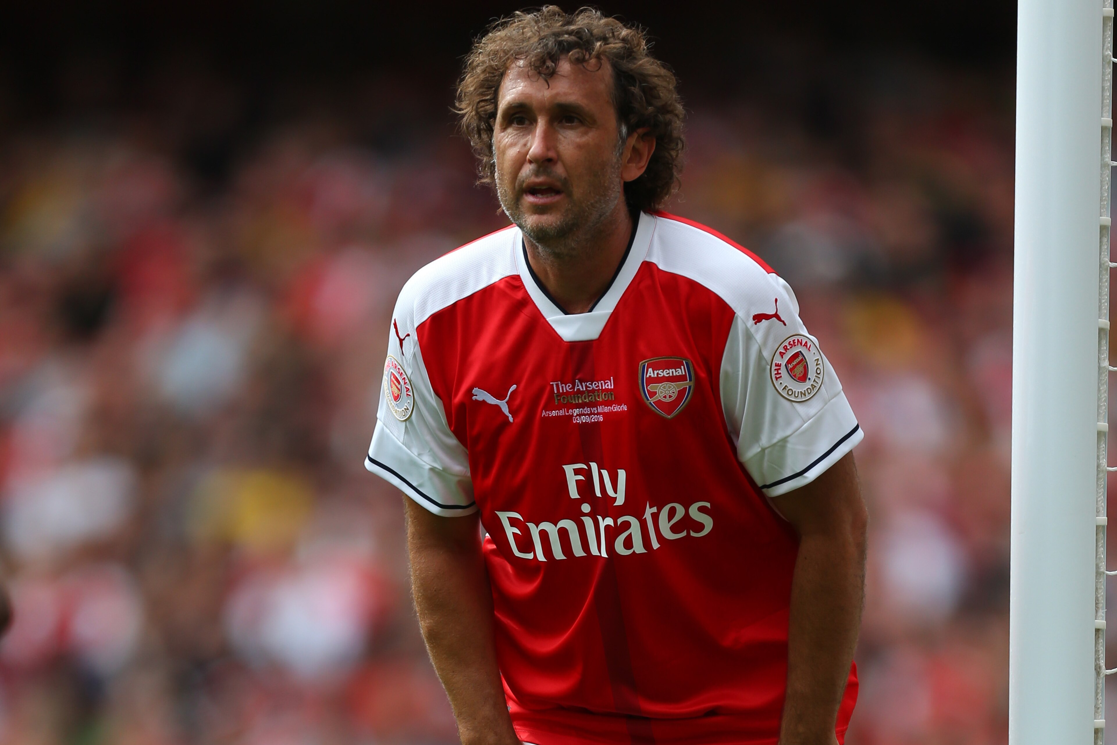LONDON, ENGLAND - SEPTEMBER 03: Gilles Grimandi of Arsenal Legends during the Arsenal Foundation Charity match between Arsenal Legends and Milan Glorie at Emirates Stadium on September 3, 2016 in London, England. (Photo by Catherine Ivill - AMA/Getty Imag