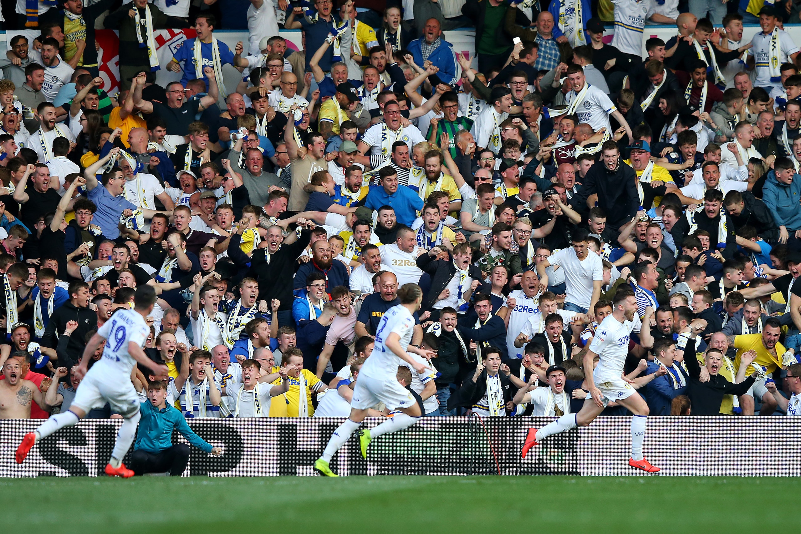 LEEDS, ENGLAND - MAY 15: Stuart Dallas of Leeds United celebrates after scoring his team's first goal during the Sky Bet Championship Play-off semi final second leg match between Leeds United and Derby County at Elland Road on May 15, 2019 in Leeds, Engla