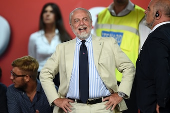 NAPLES, ITALY - AUGUST 01:  Aurelio De Laurentiis the President of SSC Napoli looks on prior to during the pre-season friendly match between SSC Napoli and OGC Nice at Stadio San Paolo on August 1, 2016 in Naples, Italy.  (Photo by Francesco Pecoraro/Gett
