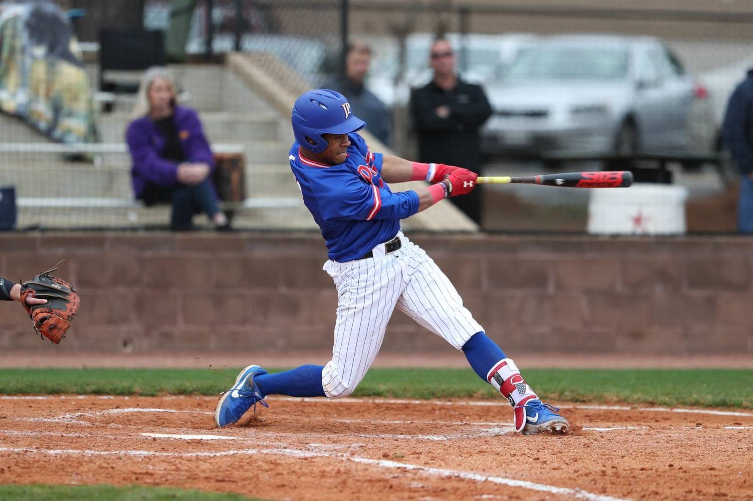 Jerrion Ealy has the kind of tools major league teams covet, but the interest he has received from college football's biggest schools has some in baseball wondering if he has the patience to refine his game.