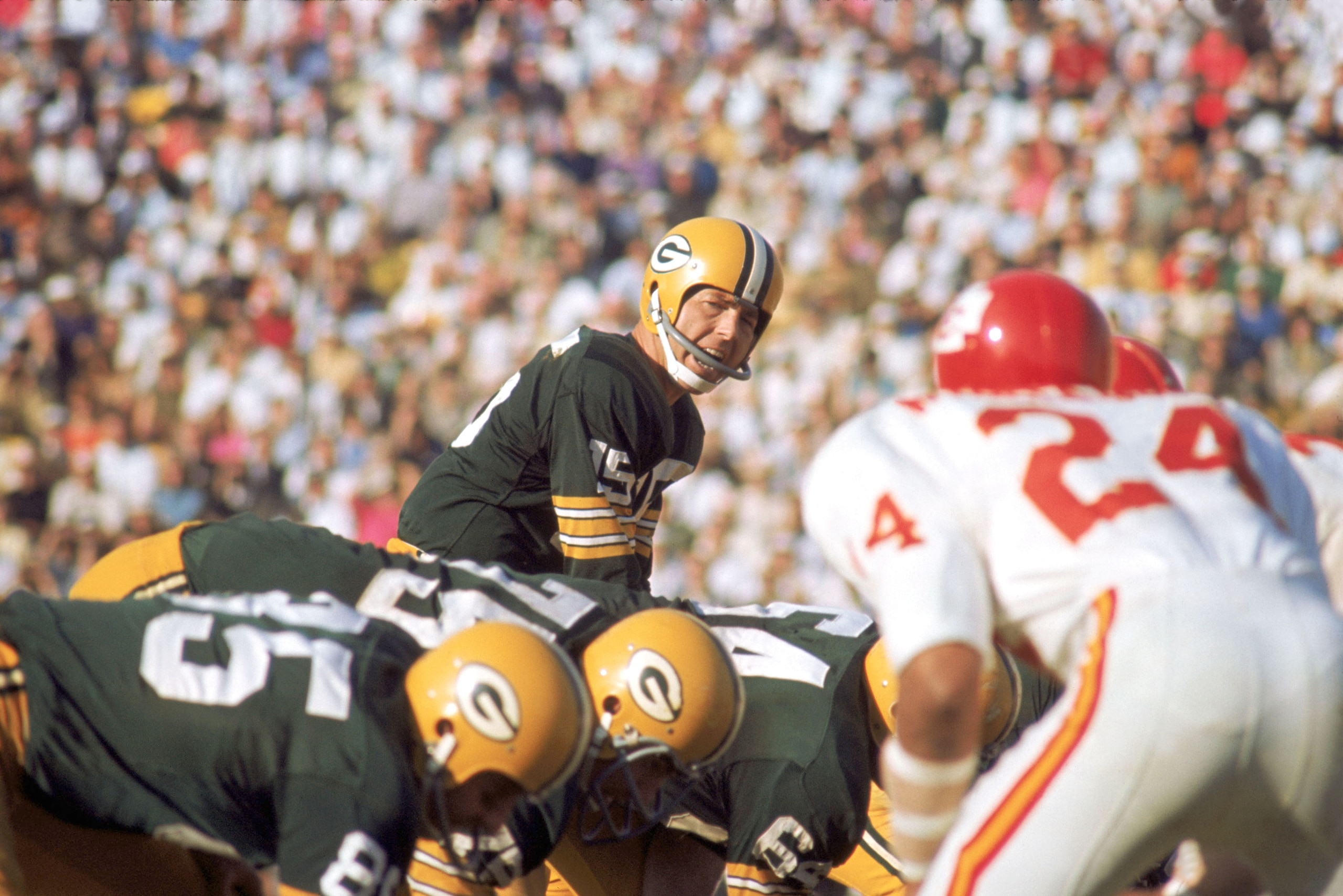 Green Bay Packers Hall of Fame quarterback Bart Starr (15) barks signals during Super Bowl I, a 35-10 victory over the Kansas City Chiefs on January 15, 1970, at the Los Angeles Memorial Coliseum in Los Angeles, California. (Photo by James Flores/Getty Im