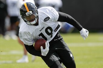 JuJu Smith-Schuster, who led the Steelers in receiving yards last season, was one of many Pittsburgh players to praise the chemistry the team showed during OTAs.