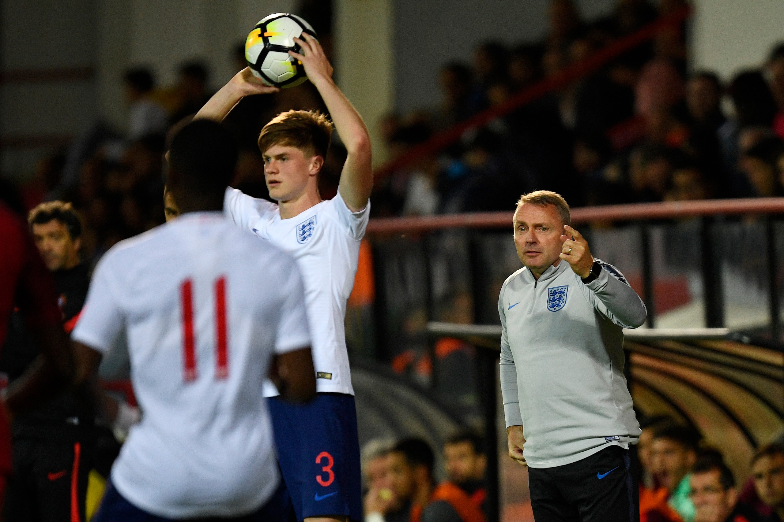 PENAFIEL, PORTUGAL - MARCH 26: Head coach Paul Simpson of England during the International Friendly match between Portugal U20 and England U20 at Stadium Municipal 25 April on March 26, 2019 in Penafiel, Portugal. (Photo by Octavio Passos/Getty Images)