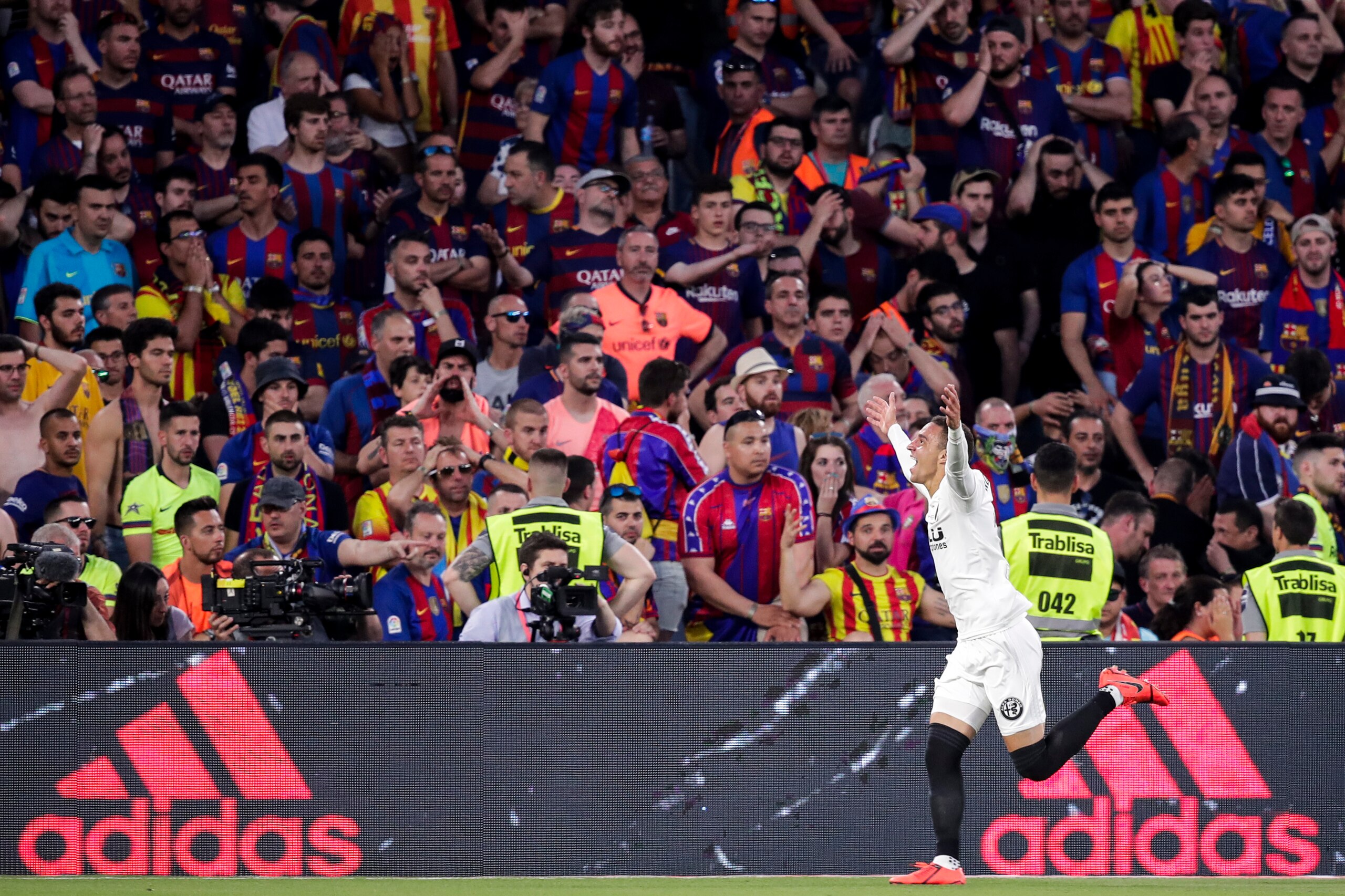 SEVILLIA, SPAIN - MAY 25: Rodrigo of Valencia CF celebrates goal 0-2 during the Spanish Copa del Rey  match between FC Barcelona v Valencia at the Benito Villamarin Stadium on May 25, 2019 in Sevillia Spain (Photo by David S. Bustamante/Soccrates/Getty Im