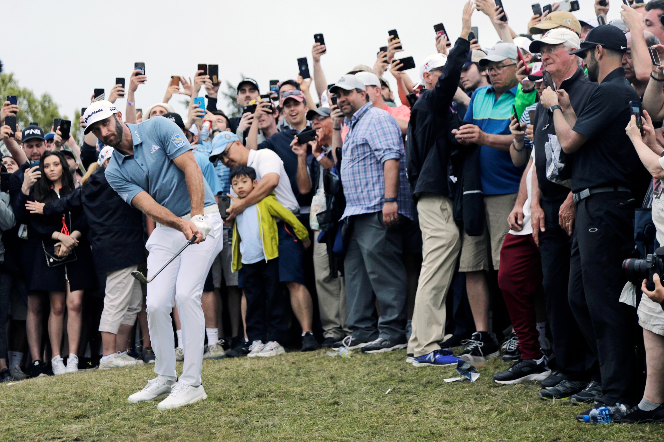 Dustin Johnson will try to win a second major championship at Pebble Beach.