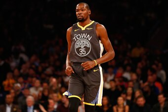 NEW YORK, NY - OCTOBER 26:  Kevin Durant #35 of the Golden State Warriors in action against the New York Knicks at Madison Square Garden on October 26, 2018 in New York City. NOTE TO USER: User expressly acknowledges and agrees that, by downloading and or