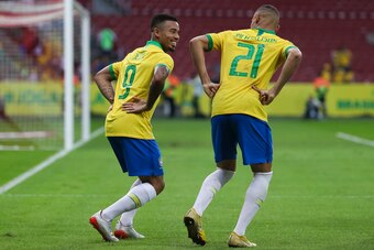 PORTO ALEGRE, BRAZIL - JUNE 09: Gabriel Jesus #9 and Richarlison of Brazil celebrate a scored goal during the International Friendly Match between Brazil and Honduras at Beira Rio Stadium on June 9, 2019 in Porto Alegre, Brazil. (Photo by Buda Mendes/Gett