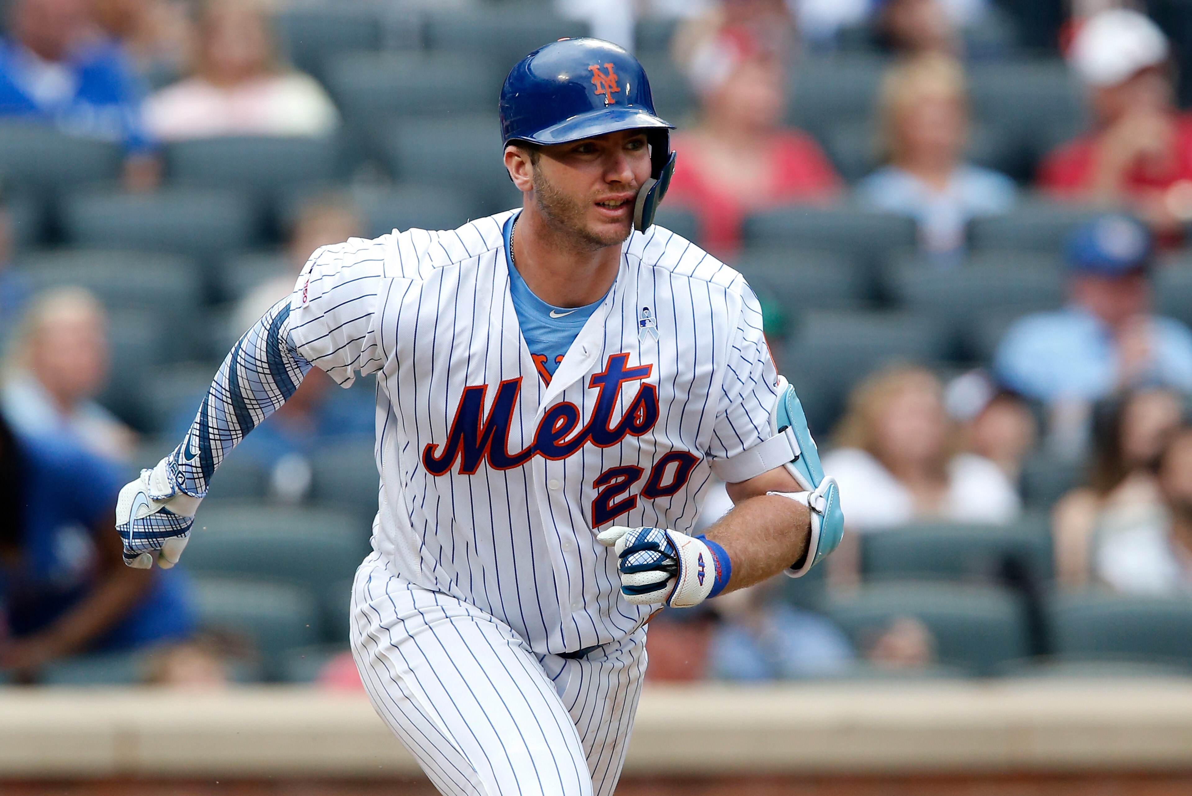 NEW YORK, NEW YORK - JUNE 16: Pete Alonso #20 of the New York Mets in action against the St. Louis Cardinals at Citi Field on June 16, 2019 in New York City. The Cardinals defeated the Mets 4-3. (Photo by Jim McIsaac/Getty Images) NEW YORK, NEW YORK - JUNE 16: Pete Alonso #20 of the New York Mets in action against the St. Louis Cardinals at Citi Field on June 16, 2019 in New York City. The Cardinals defeated the Mets 4-3. (Photo by Jim McIsaac/Getty Images)