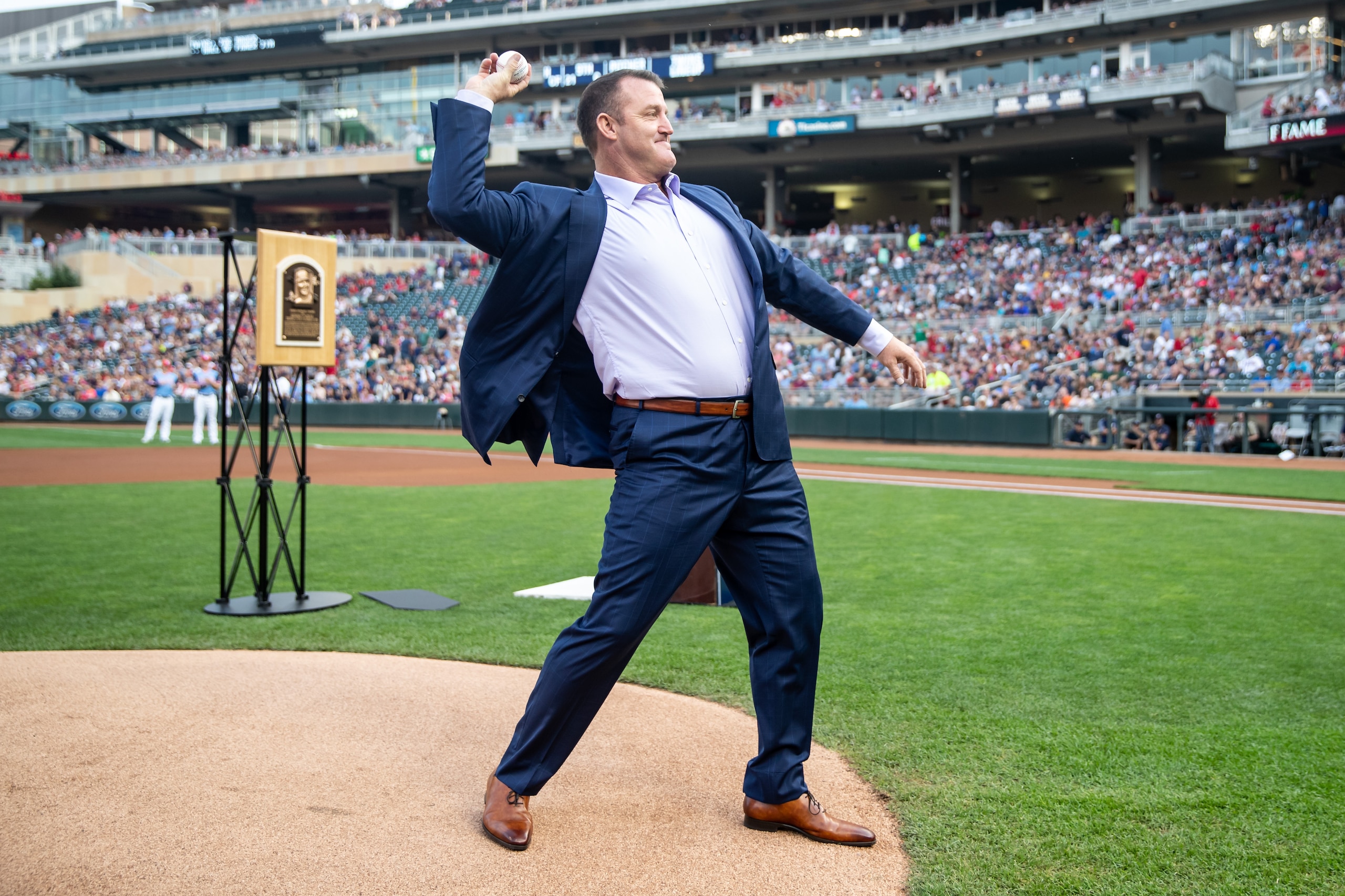 MINNEAPOLIS, MN- AUGUST 25: Hall of Fame inductee Jim Thome throws out the first pitch prior to the game between the Minnesota Twins and Oakland Athletics on August 25, 2018 at Target Field in Minneapolis, Minnesota. The Athletics defeated the Twins 6-2. 