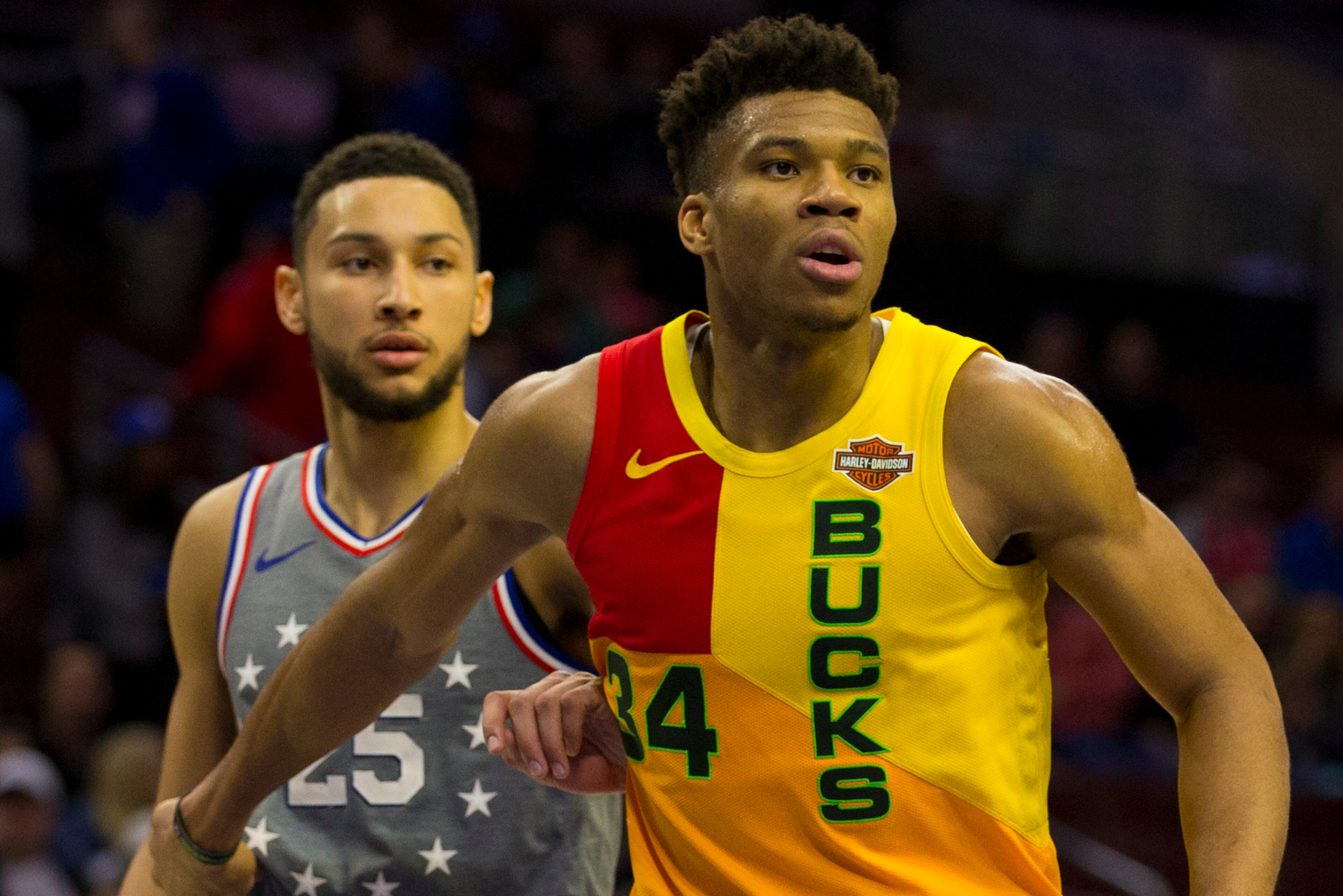 PHILADELPHIA, PA - APRIL 04: Giannis Antetokounmpo #34 of the Milwaukee Bucks guards Ben Simmons #25 of the Philadelphia 76ers at the Wells Fargo Center on April 4, 2019 in Philadelphia, Pennsylvania. The Bucks defeated the 76ers 128-122. NOTE TO USER: Us