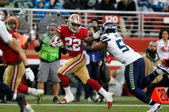 SANTA CLARA, CA - DECEMBER 16: Matt Breida #22 of the San Francisco 49ers rushes during the game against the Seattle Seahawks at Levi's Stadium on December 16, 2018 in Santa Clara, California. The 49ers defeated the Seahawks 26-23. (Photo by Michael Zagar