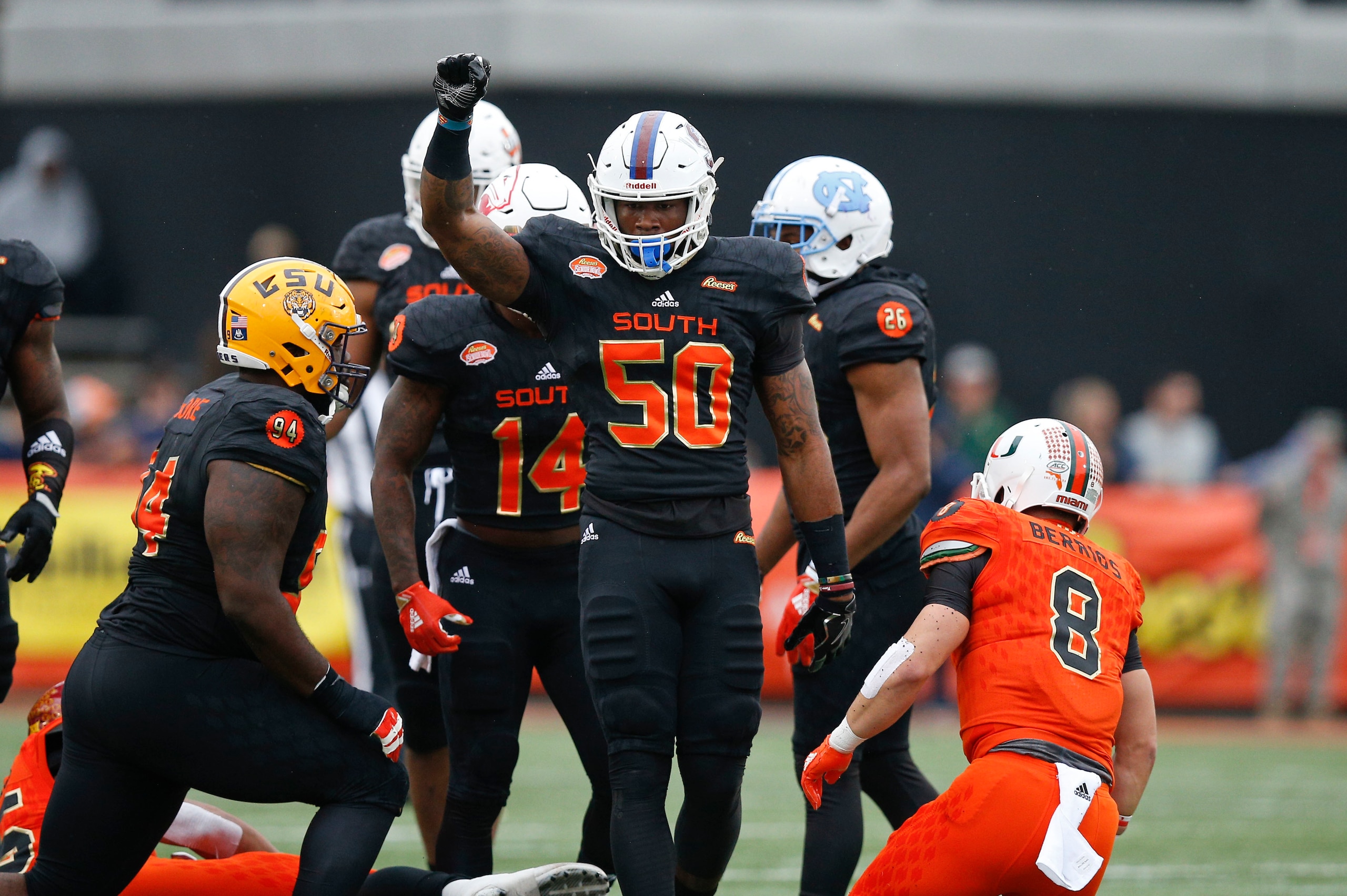 Leonard (50) at the Senior Bowl
