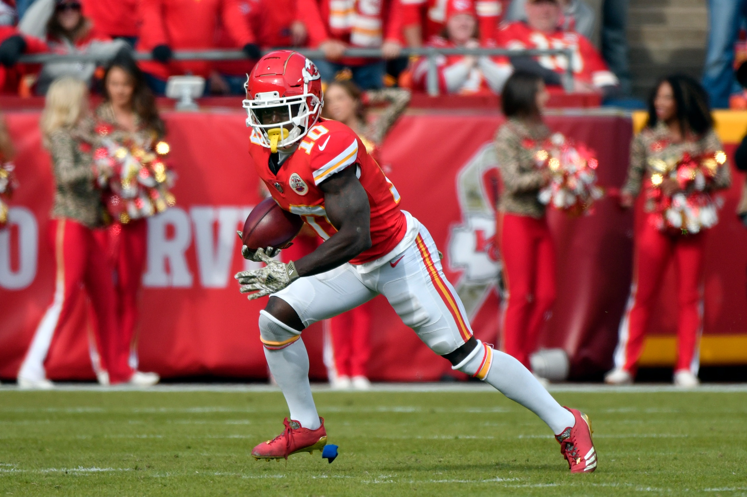 With a deeper corps of receivers playing alongside him, Tyreek Hill may have a chance to better the 12 receiving TDs he scored last season.