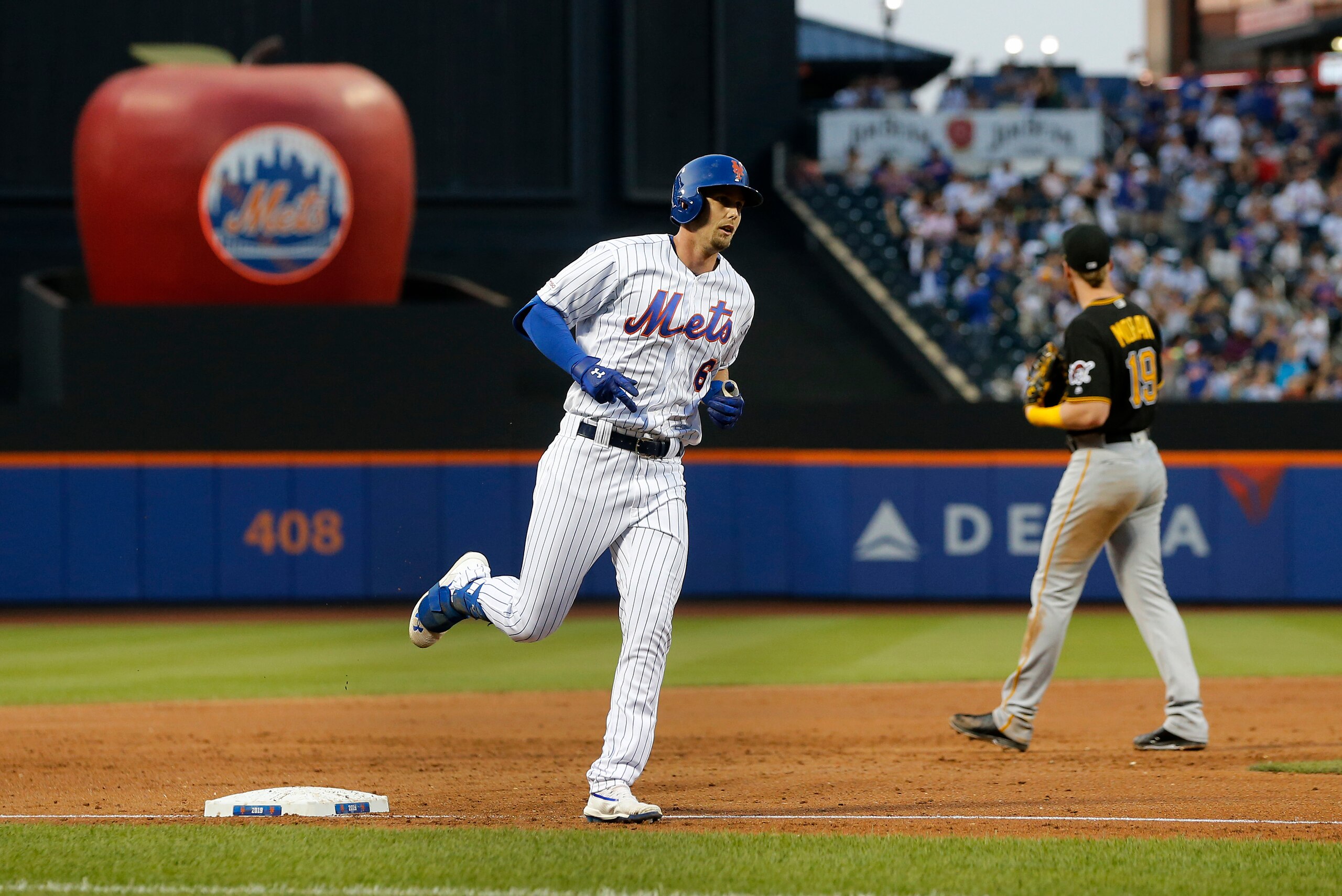 NEW YORK, NEW YORK - JULY 26:   Jeff McNeil #6 of the New York Mets runs the bases after his third inning three run home run against the Pittsburgh Pirates at Citi Field on July 26, 2019 in New York City. The Mets defeated the Pirates 6-3. (Photo by Jim M