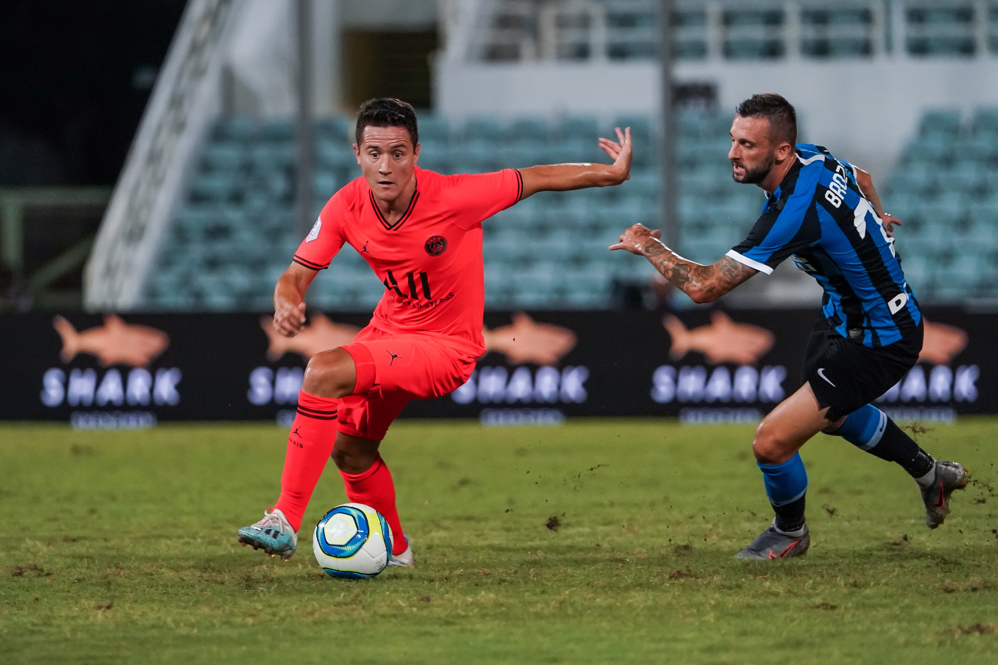 MACAU, MACAU - JULY 27: Herrera Ander of Paris Saint-Germain control the ball during the International Super Cup 2019 between Paris Saint-Germain and FC Internazionale at the Macau Taipa Olympic Sports Center on July 27, 2019 in Macau. (Photo by Ivan Shum