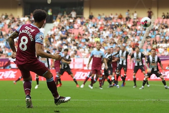 SHANGHAI, CHINA - JULY 20:  Felipe Anderson of West Ham United in action during the Premier League Asia Trophy 2019 match between West Ham United and Newcastle United at Shanghai Hongkou Stadium on July 20, 2019 in Shanghai, China.  (Photo by Lintao Zhang