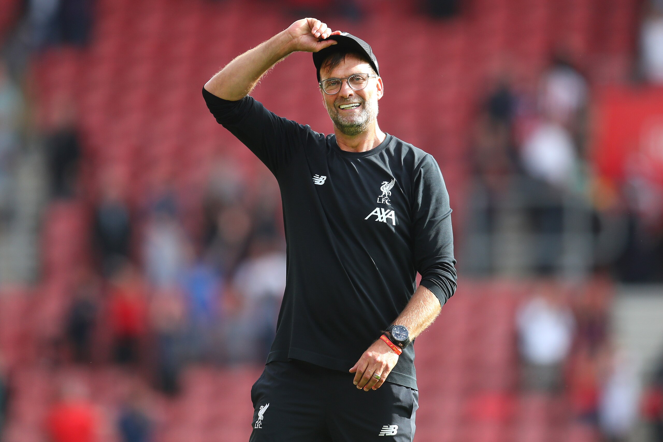 SOUTHAMPTON, ENGLAND - AUGUST 17: Jurgen Klopp, Manager of Liverpool acknowledges the fans following his teams victory in the Premier League match between Southampton FC and Liverpool FC at St Mary's Stadium on August 17, 2019 in Southampton, United Kingd