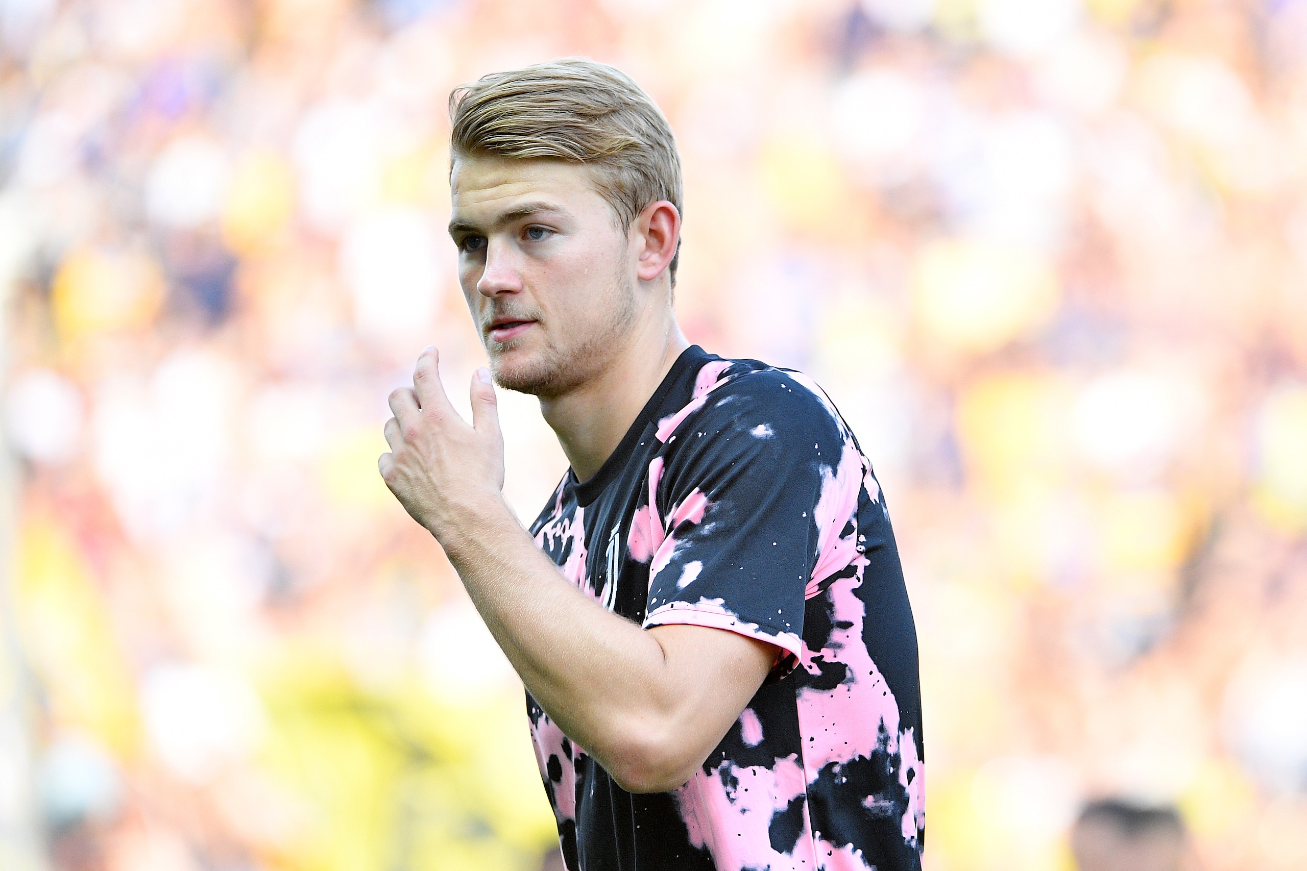PARMA, ITALY - AUGUST 24: Matthijs de ligt of Juventus  during the Italian Serie A   match between Parma v Juventus at the Stadio Ennio Tardini on August 24, 2019 in Parma Italy (Photo by Mattia Ozbot/Soccrates/Getty Images)