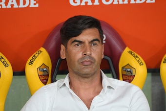 ROME, ITALY - AUGUST 25: Paulo Fonseca coach of AS Roma during the Serie A match between AS Roma and Genoa CFC at Stadio Olimpico on August 25, 2019 in Rome, Italy. (Photo by Francesco Pecoraro/Getty Images)