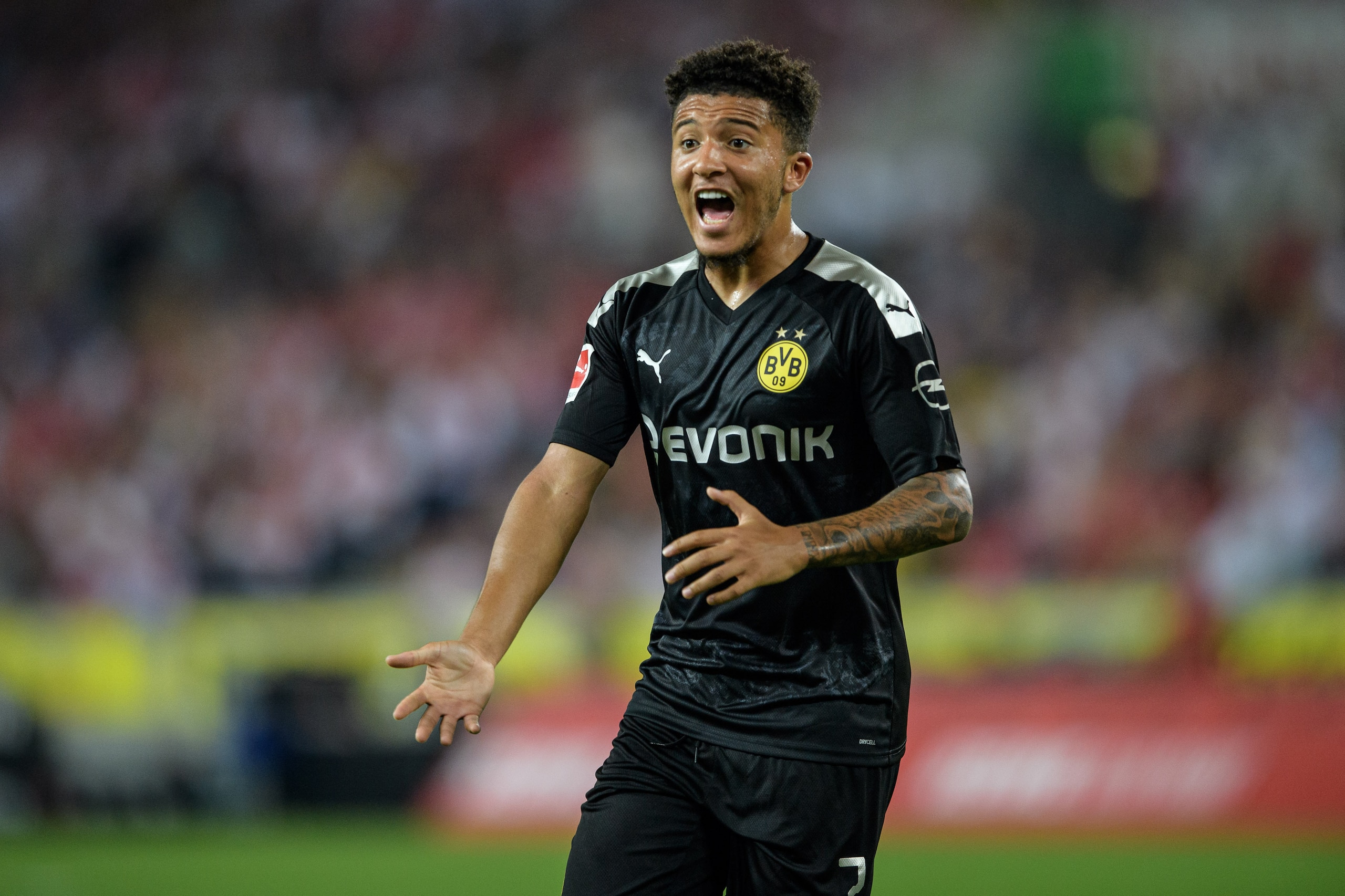 COLOGNE, GERMANY - AUGUST 23: Jadon Sancho of Dortmund during the Bundesliga match between 1. FC Koeln and Borussia Dortmund at RheinEnergieStadion on August 23, 2019 in Cologne, Germany. (Photo by Jörg Schüler/Getty Images)