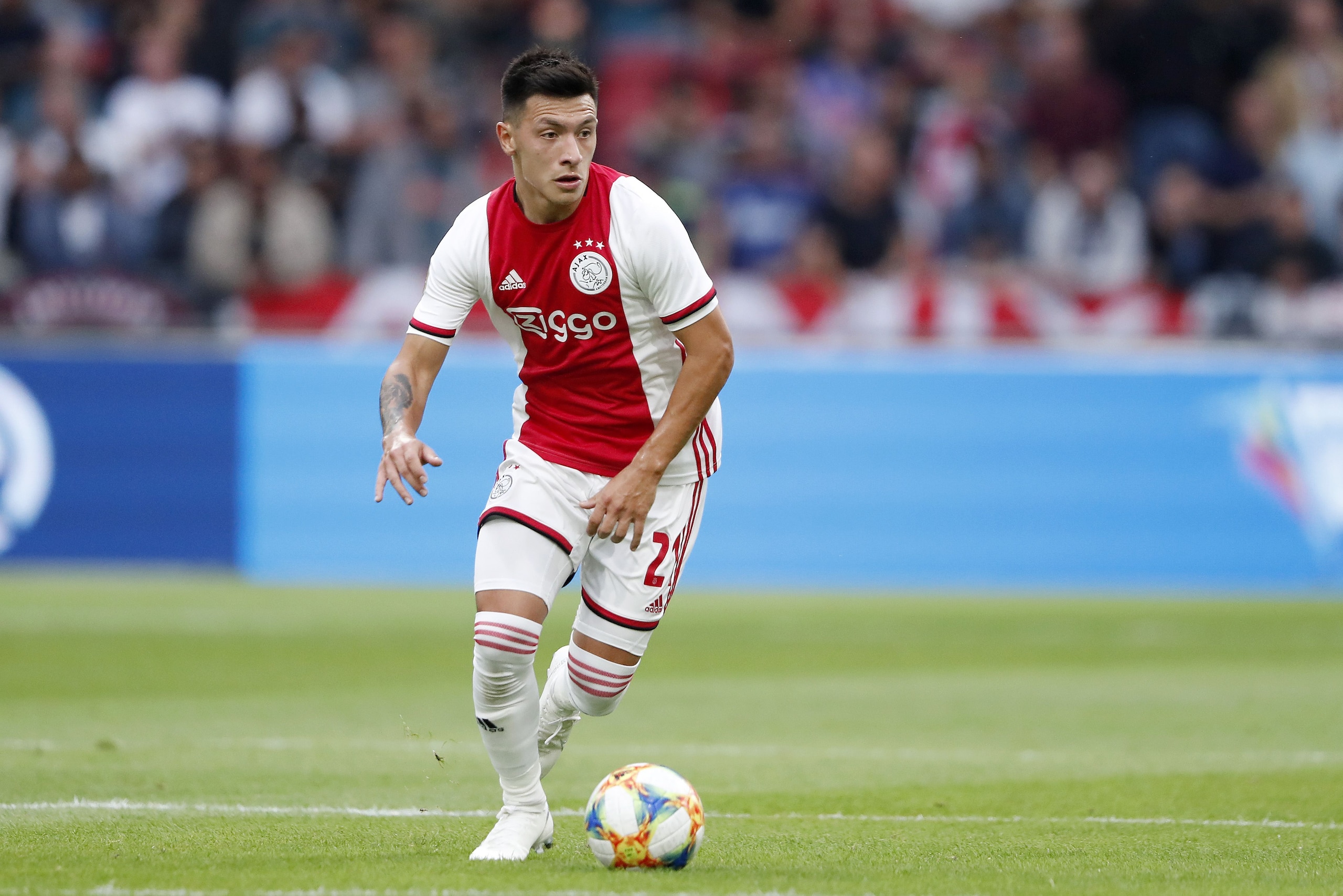 Lisandro Martinez of Ajax during the Dutch Eredivisie match between Ajax Amsterdam and sc Heerenveen at the Johan Cruijff Arena on September 14, 2019 in Amsterdam, The Netherlands(Photo by VI Images via Getty Images)