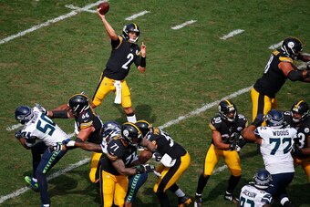 PITTSBURGH, PA - SEPTEMBER 15:  Mason Rudolph #2 of the Pittsburgh Steelers passes against the Seattle Seahawks on September 15, 2019 at Heinz Field in Pittsburgh, Pennsylvania.  (Photo by Justin K. Aller/Getty Images)