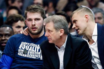 LOS ANGELES, CA - FEBRUARY 25: Luka Doncic #77, and Kristaps Porzingis #6 of the Dallas Mavericks talk together during the game against the LA Clippers on February 25, 2019 at STAPLES Center in Los Angeles, California. NOTE TO USER: User expressly acknowl