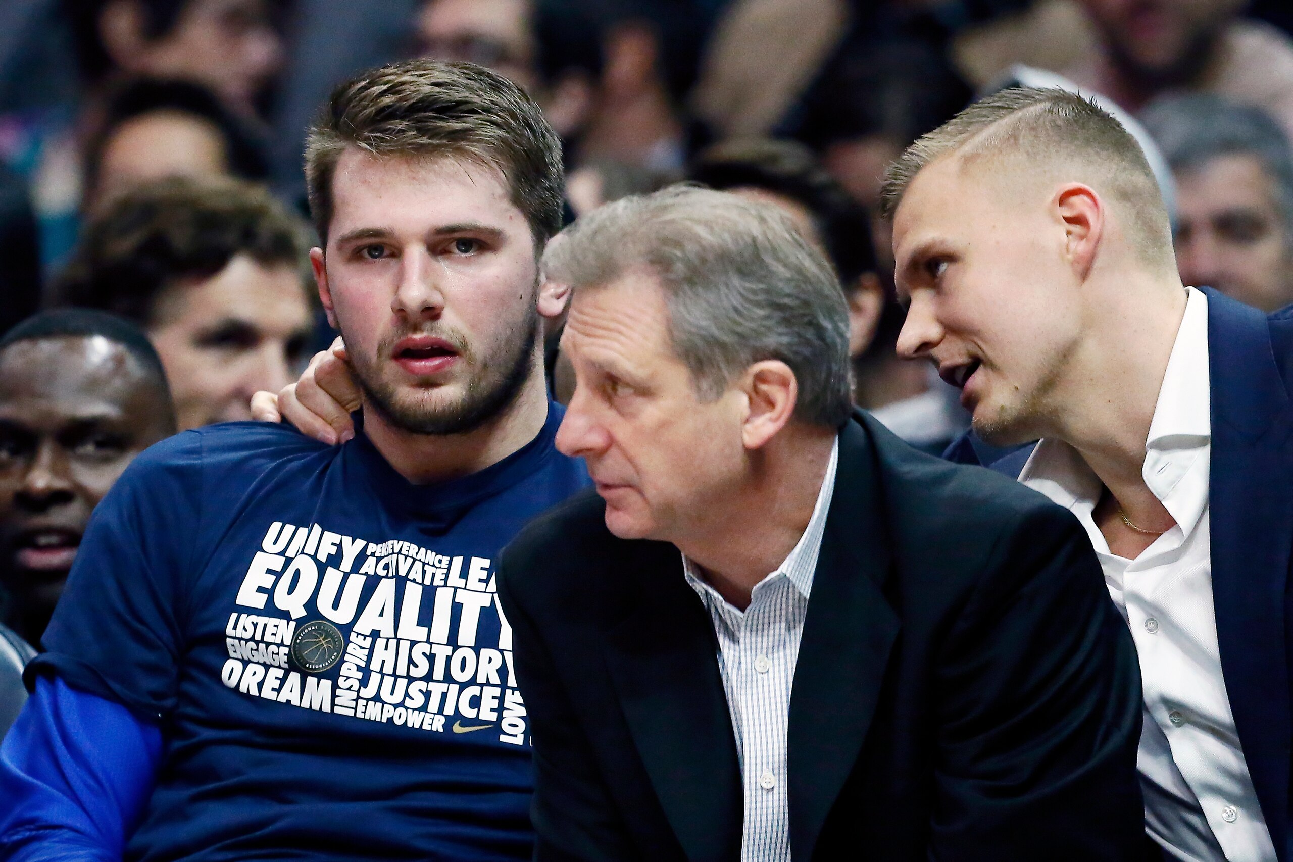LOS ANGELES, CA - FEBRUARY 25: Luka Doncic #77, and Kristaps Porzingis #6 of the Dallas Mavericks talk together during the game against the LA Clippers on February 25, 2019 at STAPLES Center in Los Angeles, California. NOTE TO USER: User expressly acknowl