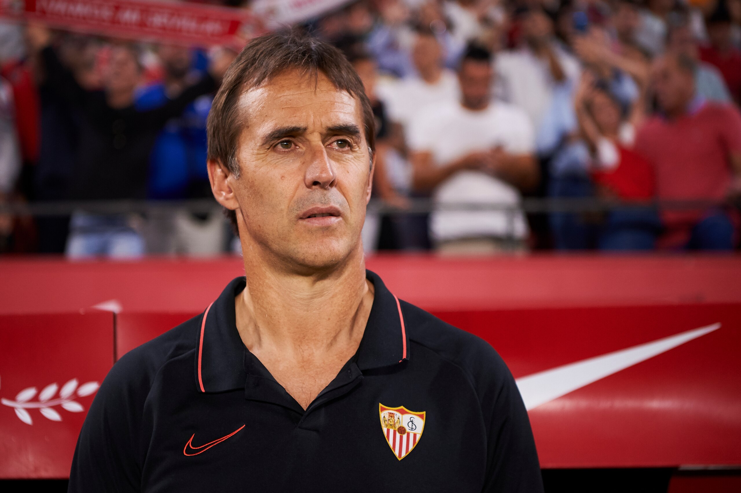 SEVILLE, SPAIN - SEPTEMBER 22: Julen Lopetegui, head coach of Sevilla FC looks on prior the La Liga match between Sevilla FC and Real Madrid CF at Estadio Ramon Sanchez Pizjuan on September 22, 2019 in Seville, Spain. (Photo by Quality Sport Images/Getty 