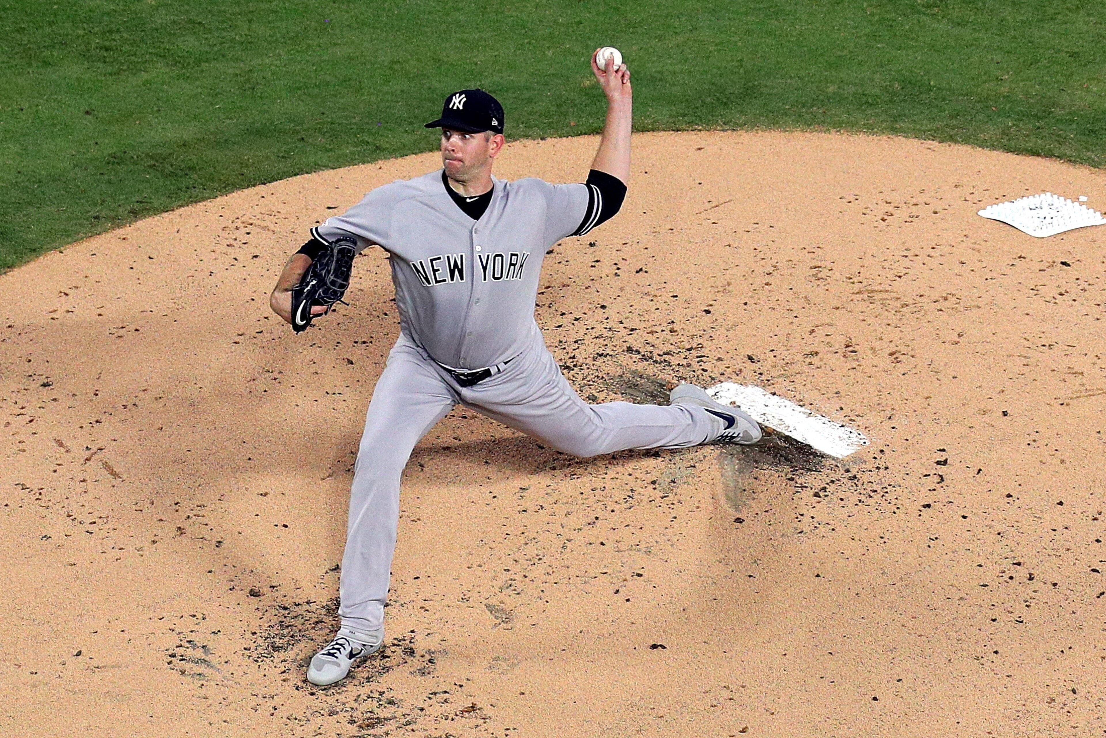 ARLINGTON, TEXAS - SEPTEMBER 27: James Paxton #65 of the New York Yankees pitches in the first inning against the Texas Rangers at Globe Life Park in Arlington on September 27, 2019 in Arlington, Texas. (Photo by Richard Rodriguez/Getty Images)