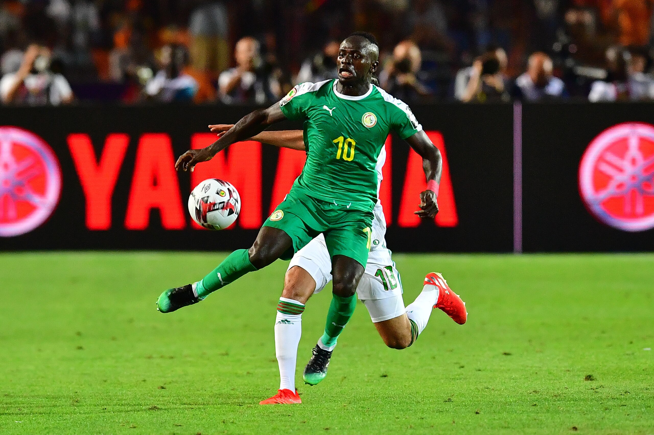 Senegal's forward Sadio Mane controls the ball during the 2019 Africa Cup of Nations (CAN) Final football match between Senegal and Algeria at the Cairo International Stadium in Cairo on July 19, 2019. (Photo by Giuseppe CACACE / AFP)        (Photo credit