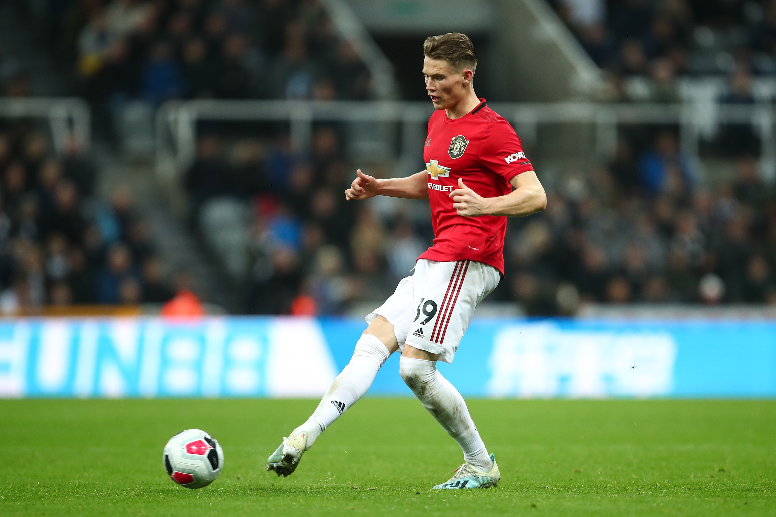 NEWCASTLE UPON TYNE, ENGLAND - OCTOBER 06: Scott McTominay of Manchester United during the Premier League match between Newcastle United and Manchester United at St. James Park on October 6, 2019 in Newcastle upon Tyne, United Kingdom. (Photo by Robbie Ja NEWCASTLE UPON TYNE, ENGLAND - OCTOBER 06: Scott McTominay of Manchester United during the Premier League match between Newcastle United and Manchester United at St. James Park on October 6, 2019 in Newcastle upon Tyne, United Kingdom. (Photo by Robbie Ja