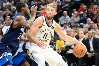 INDIANAPOLIS, INDIANA - OCTOBER 15:   Domantas Sabonis #11 of the  Indiana Pacers shoots the ball against the Minnesota Timberwolves at Bankers Life Fieldhouse on October 15, 2019 in Indianapolis, Indiana. (Photo by Andy Lyons/Getty Images)