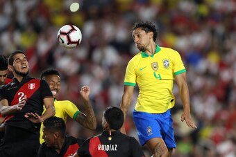 LOS ANGELES, CALIFORNIA - SEPTEMBER 10: Marquinhos #4 of Brazil heads the ball in the 2019 International Champions Cup match against Peru on September 10, 2019 in Los Angeles, California. (Photo by Sean M. Haffey/International Champions Cup/Getty Images)