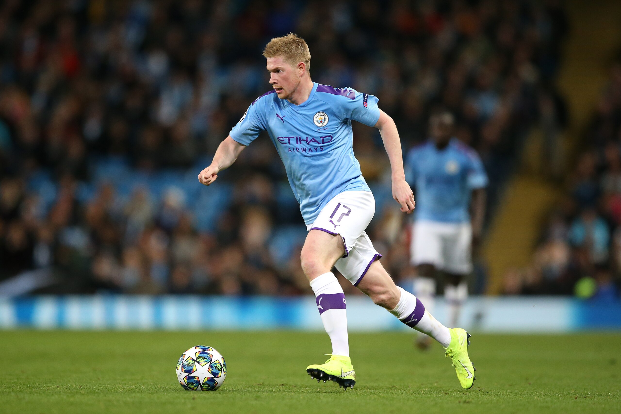 MANCHESTER, ENGLAND - OCTOBER 22: Kevin De Bruyne of Manchester City in action during the UEFA Champions League group C match between Manchester City and Atalanta at Etihad Stadium on October 22, 2019 in Manchester, United Kingdom. (Photo by Jan Kruger/Ge
